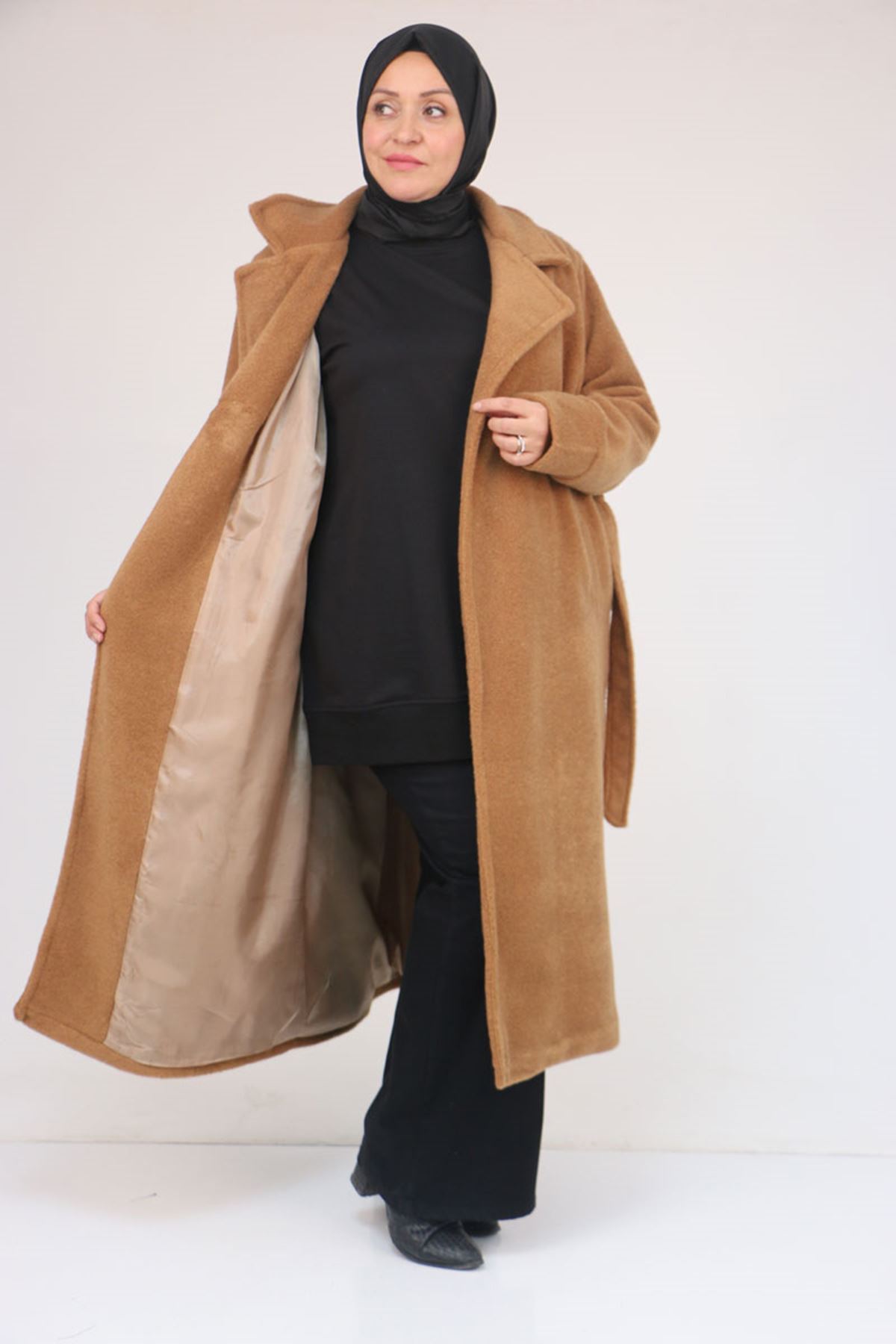 53049 Büyük Beden Keçe Kalın Manşetli Kaban - Taba