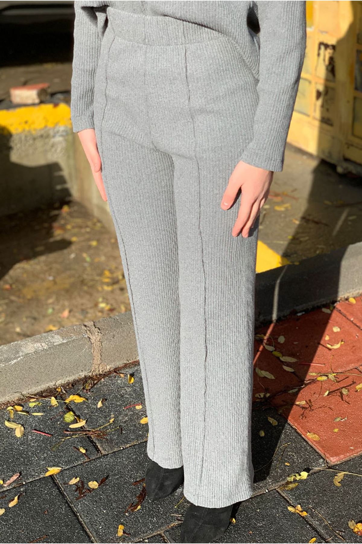 26K2233 - GRİ YARI FERMUARLI FİTİLLİ TAKIM