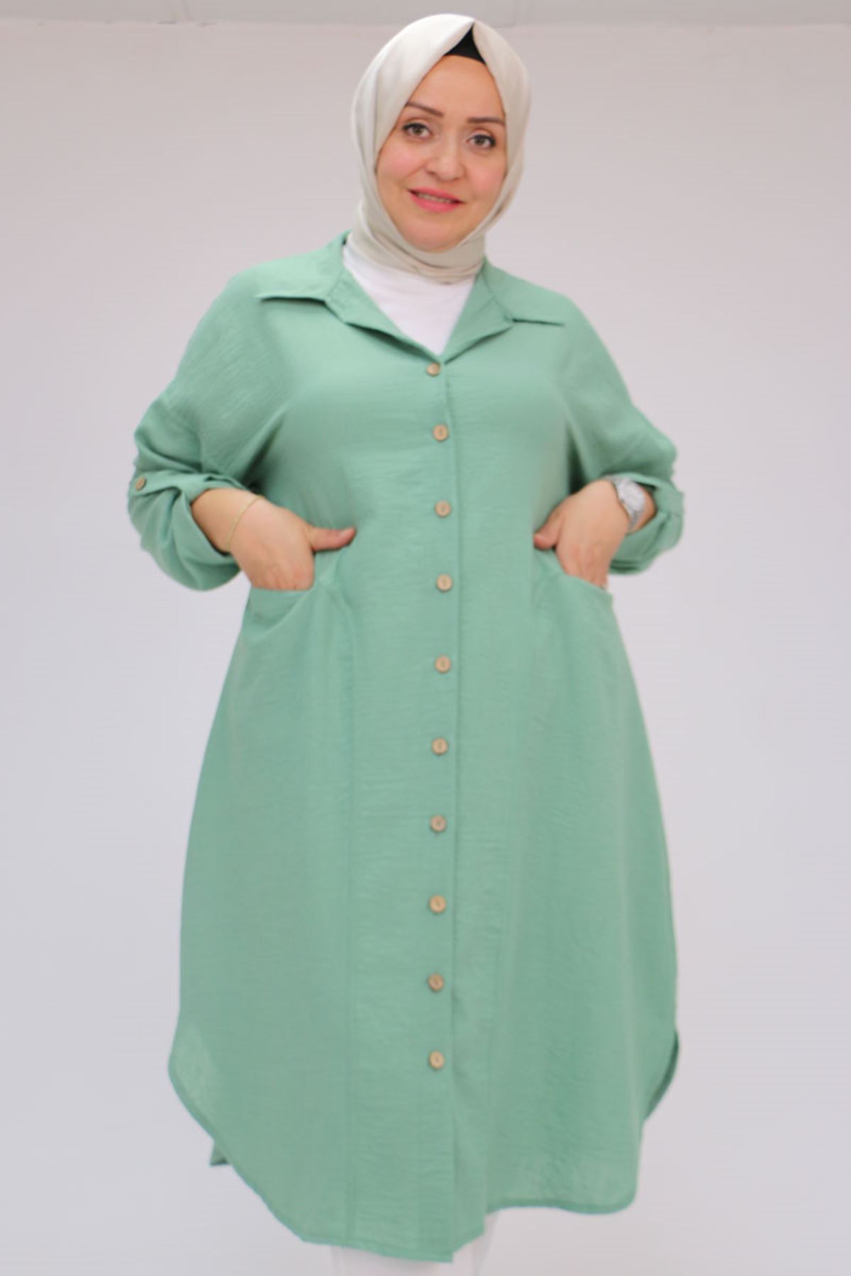 58071 Büyük Beden Önleri Torba Cepli Müslin Gömlek - Nefti