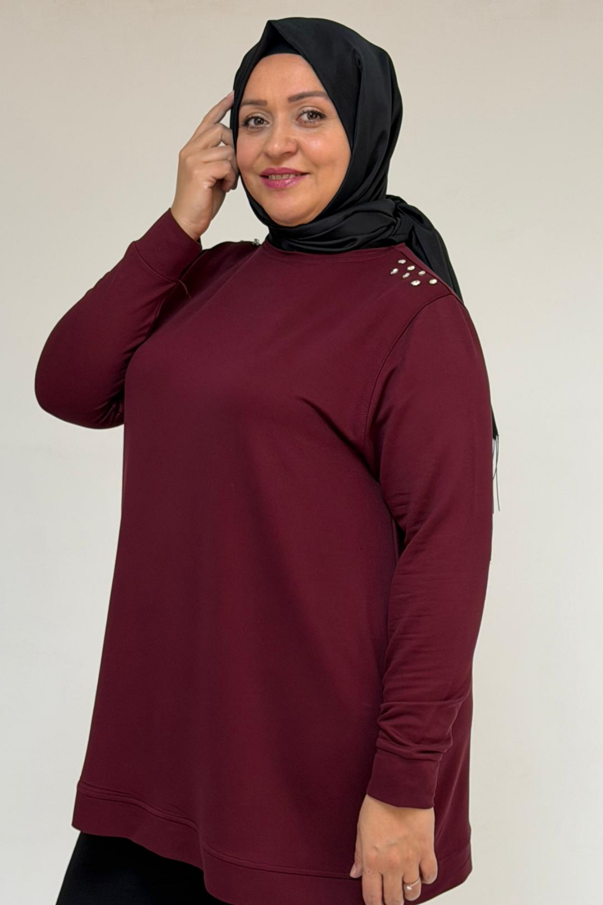 58171 Büyük Beden Omuzunda Taş Detaylı Kristal Tunik - Bordo