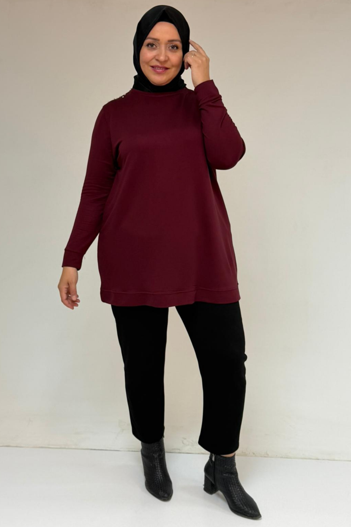 58171 Büyük Beden Omuzunda Taş Detaylı Kristal Tunik - Bordo