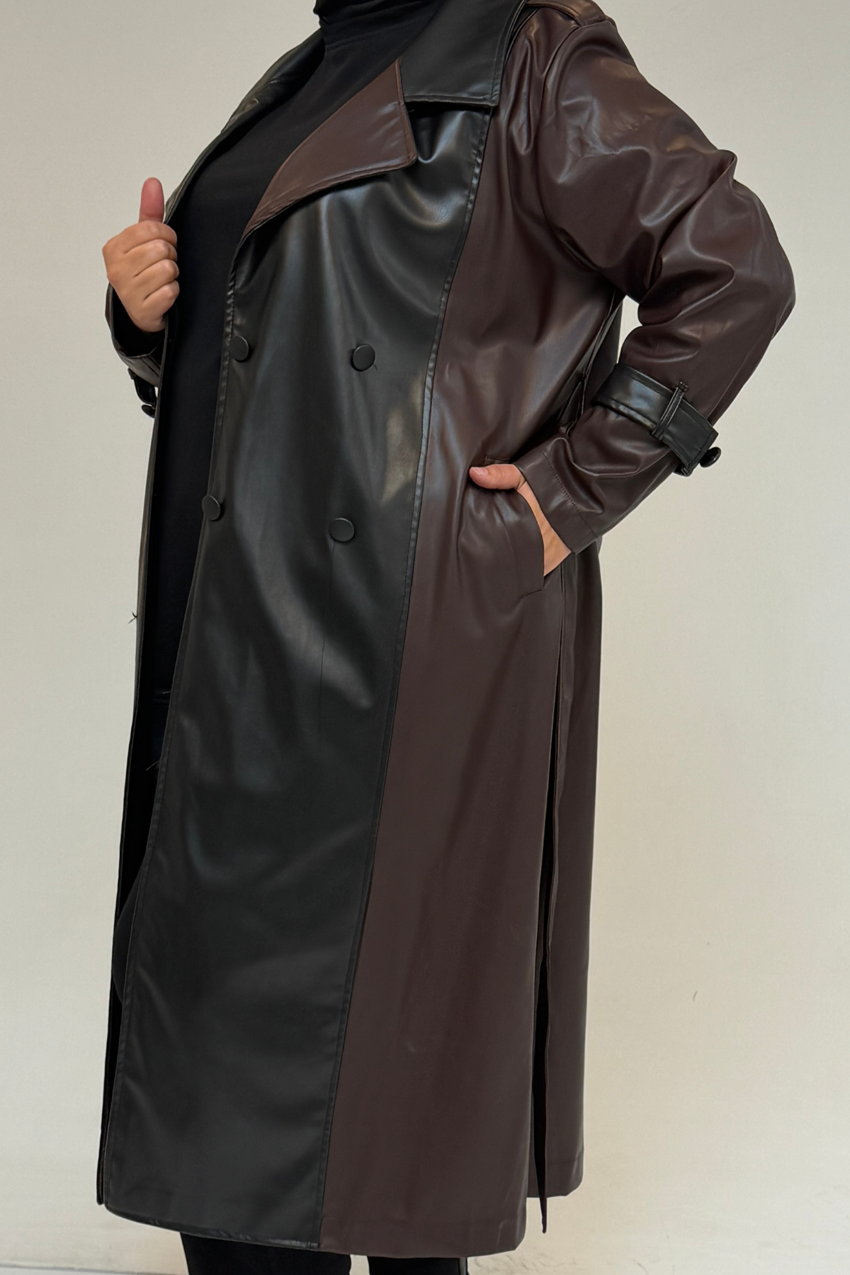 43099 Büyük Beden Deri Kombinli Düğmeli Kap - Kahve