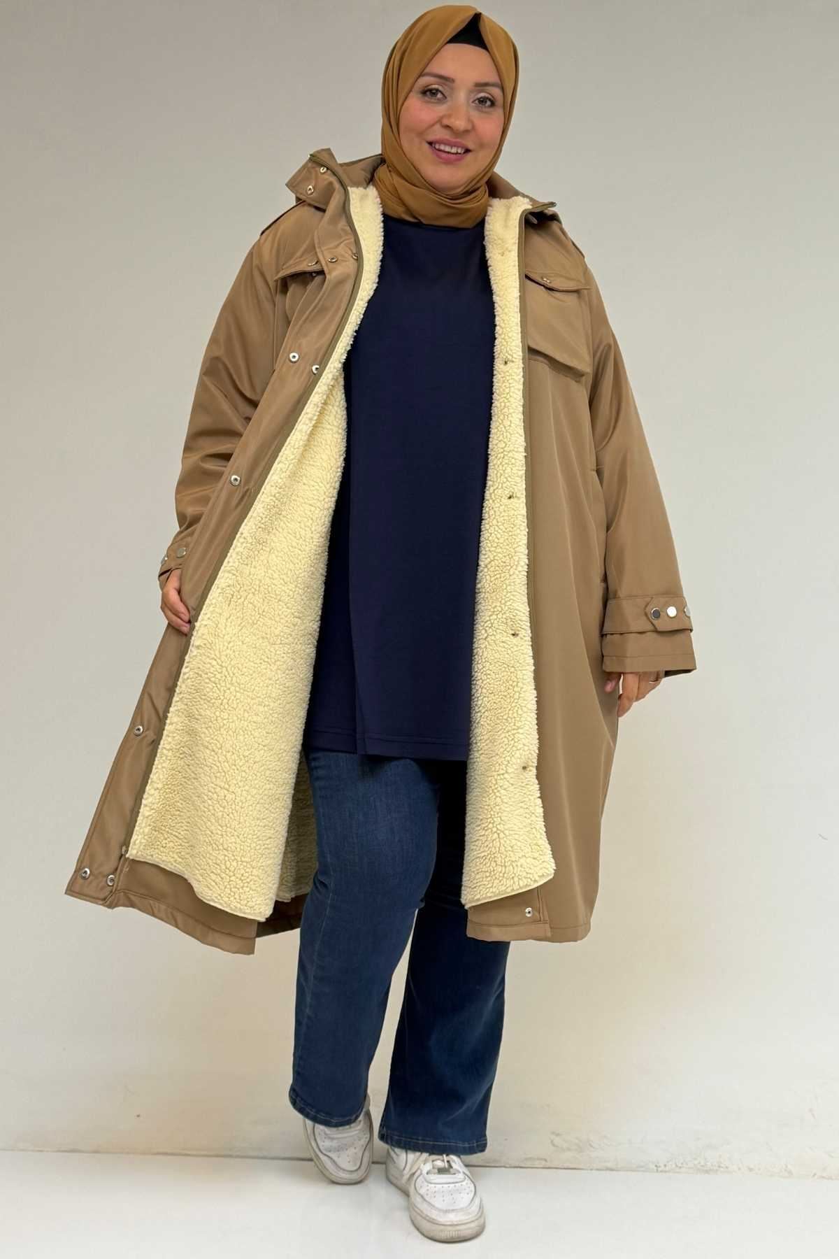 43061 Büyük Beden Kapaklı Cepli Fermuarlı Bondit Kap - Bej