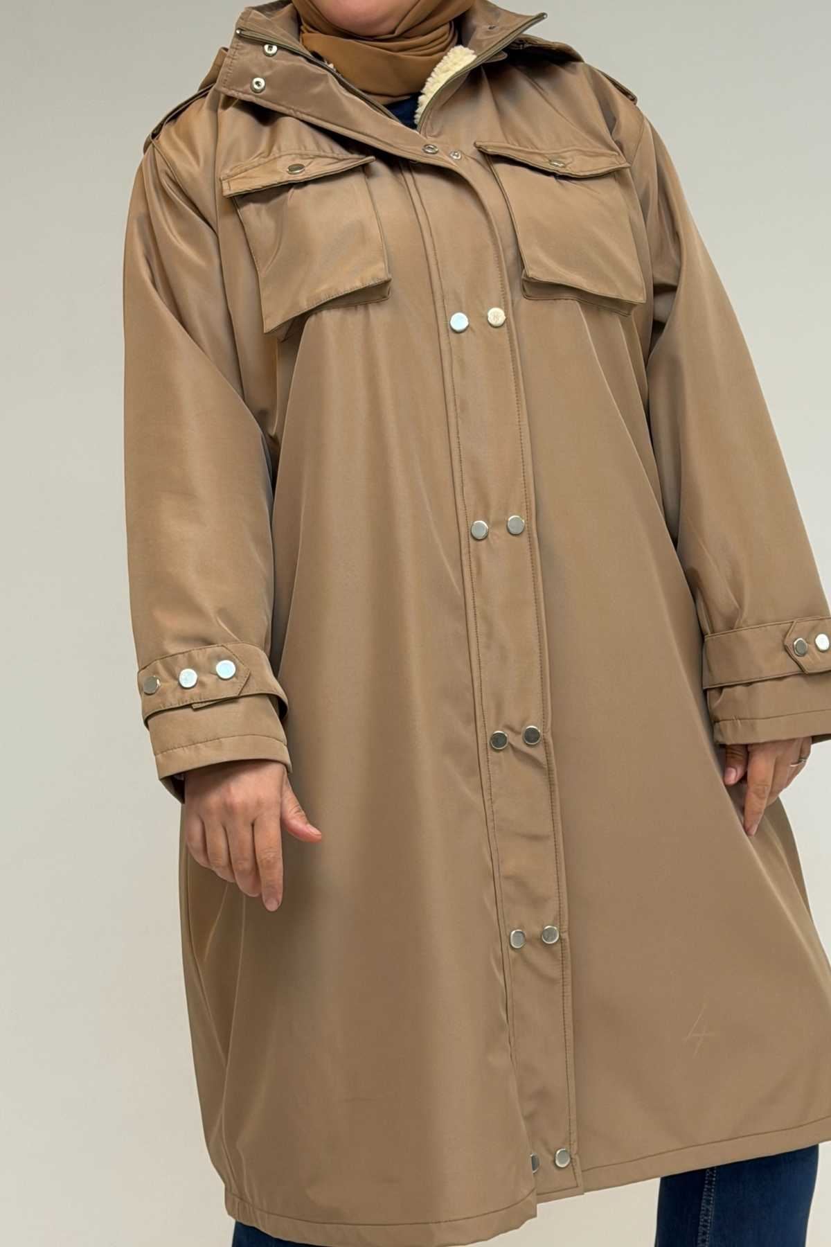 43061 Büyük Beden Kapaklı Cepli Fermuarlı Bondit Kap - Bej