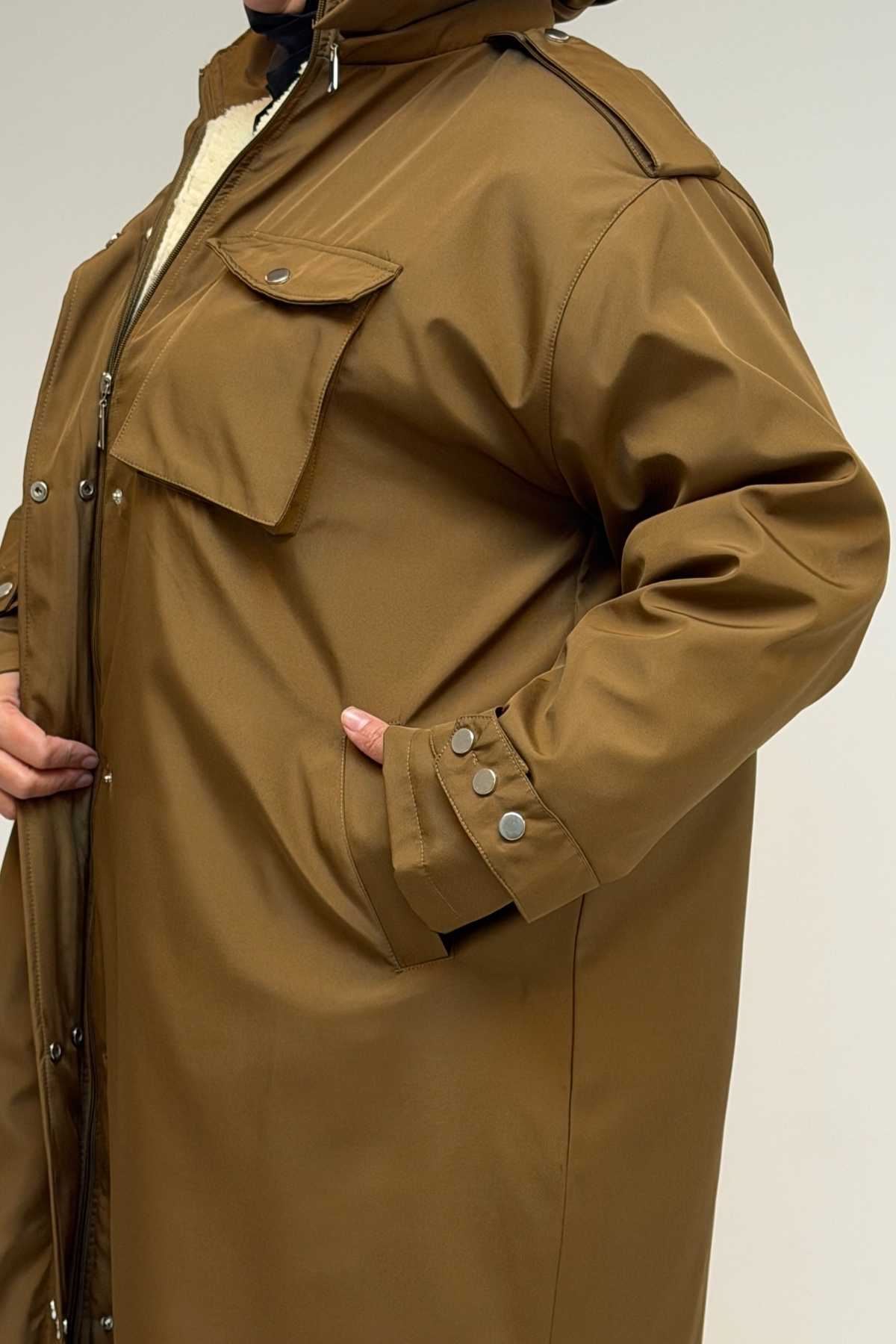 43061 Büyük Beden Kapaklı Cepli Fermuarlı Bondit Kap - Taba