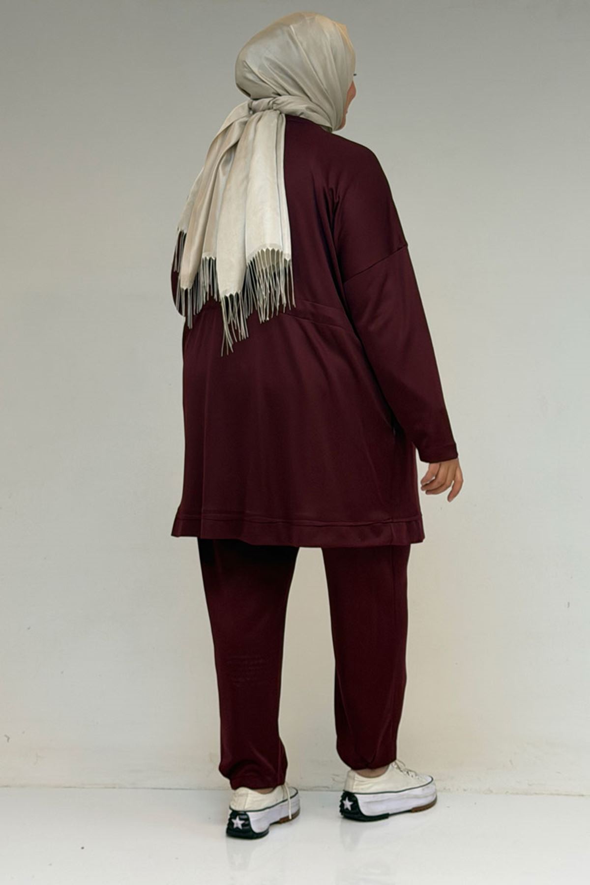 47076 Büyük Beden Belinde Lastik Detaylı Yarım Patlı Pantolonlu Takım - Bordo