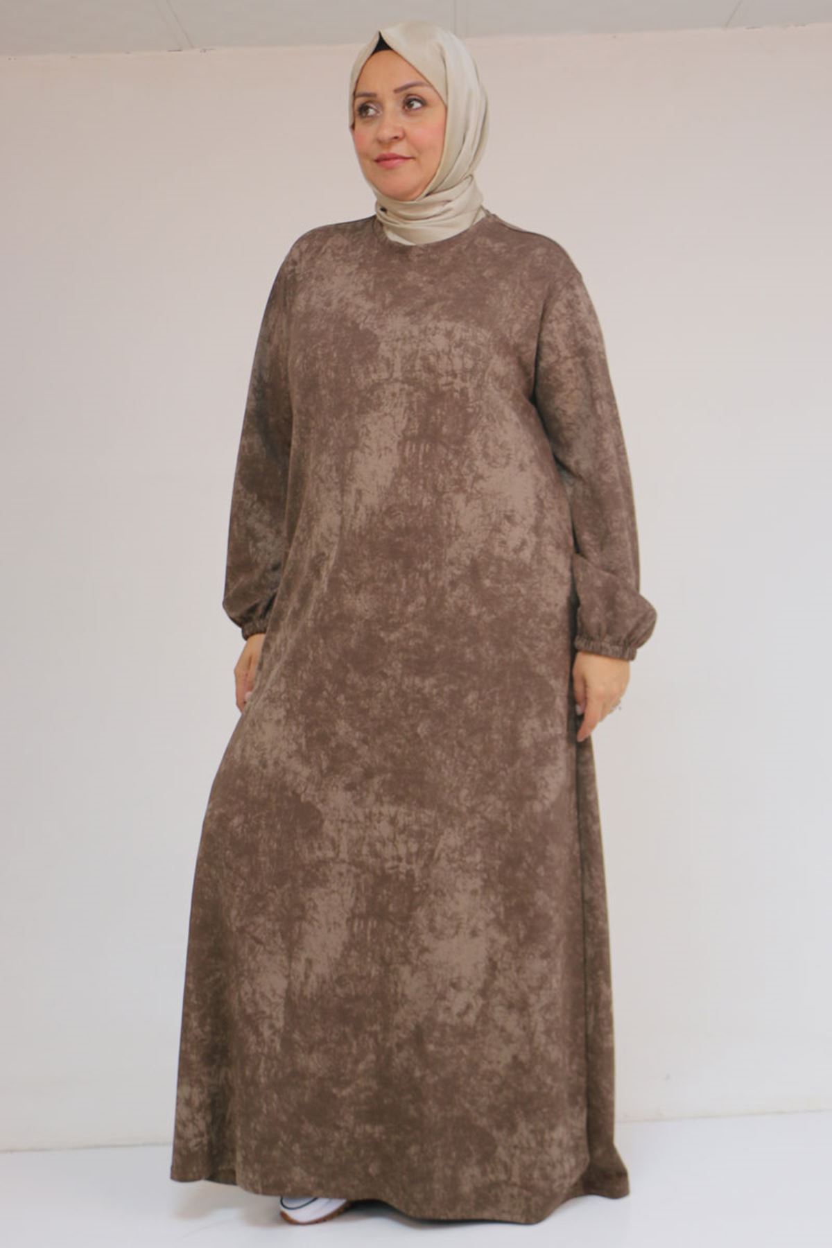 52030 Büyük Beden Kolu Lastikli Modal Elbise - Batik Vizon