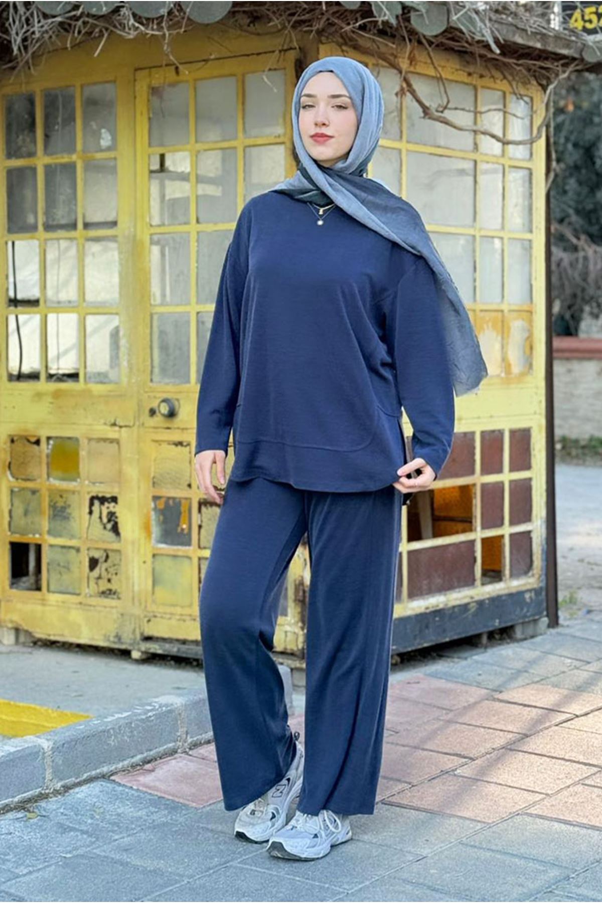 26K7566 - LACİVERT - YIRTMAÇLI TAKIM