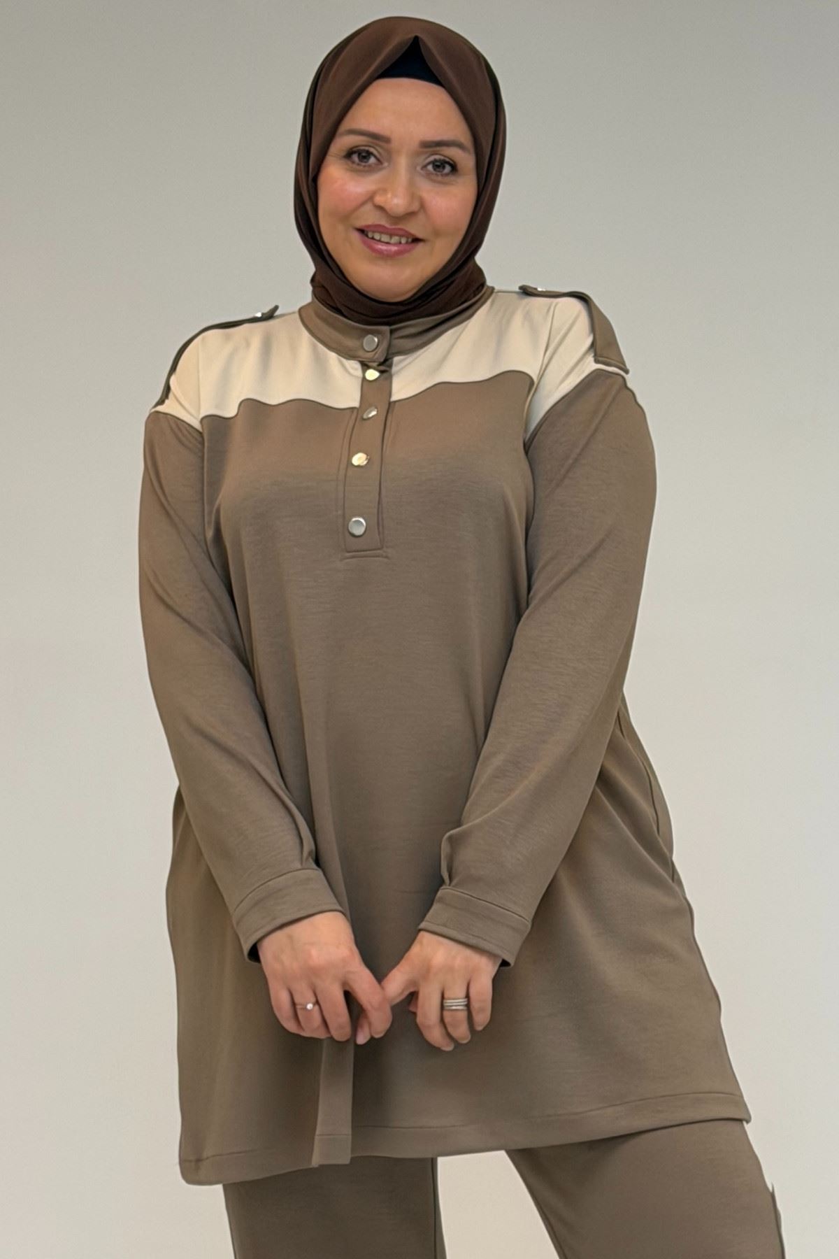 57042 Büyük Beden Yarım Patlı Çıtçıtlı Modal Pantolonlu Takım - Vizon