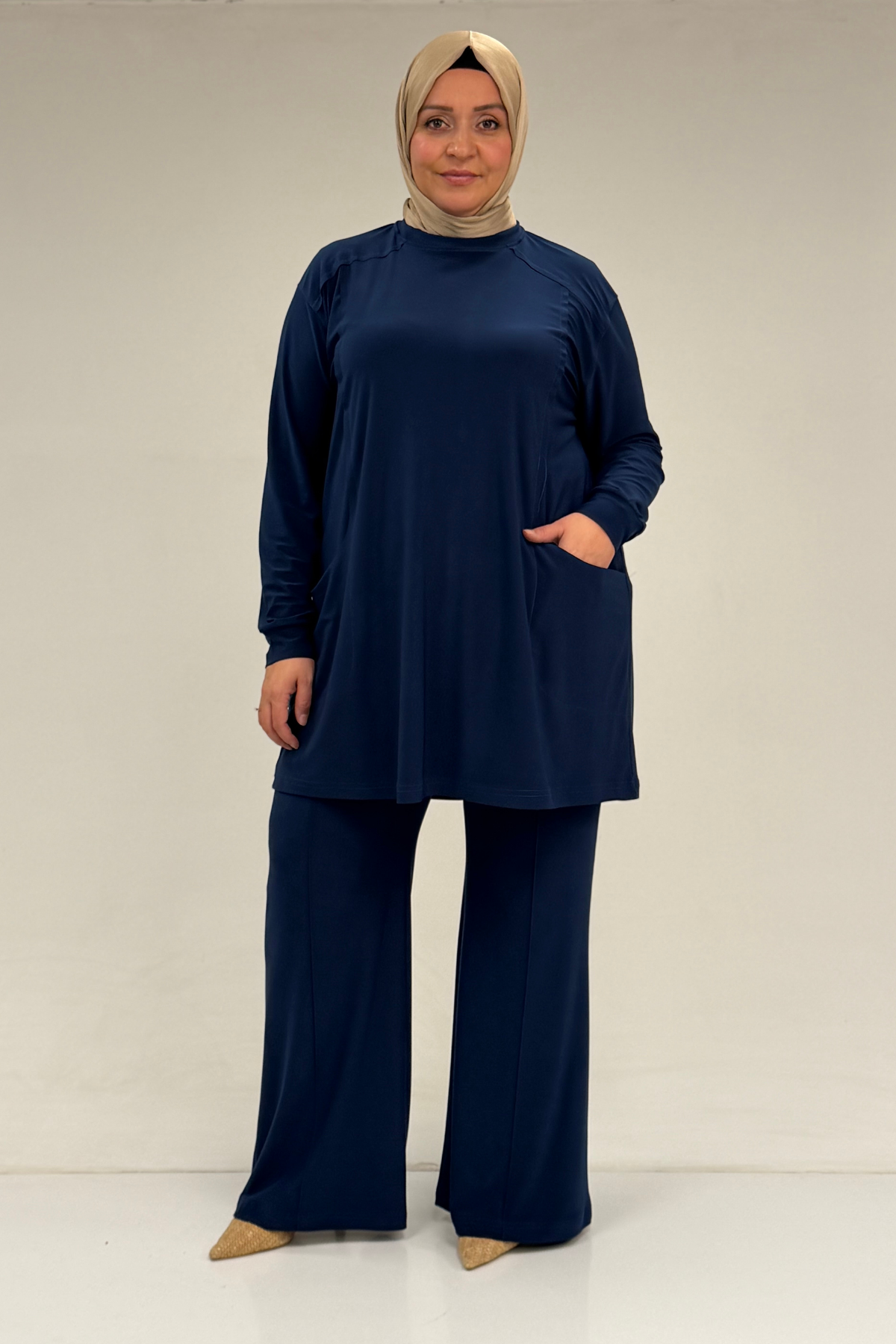 67031 Büyük Beden Yanları Cep Detaylı Pantolonlu Sandy Takım - İndigo