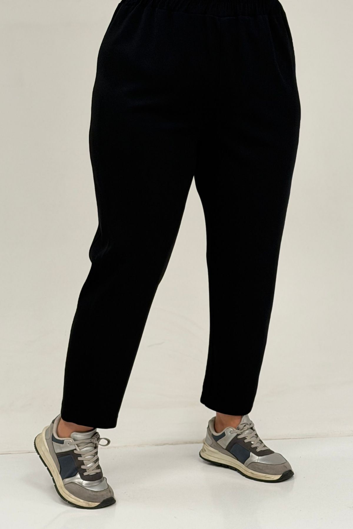 47088 Büyük Beden Omzu Taş Detaylı Pantolonlu Takım - Siyah