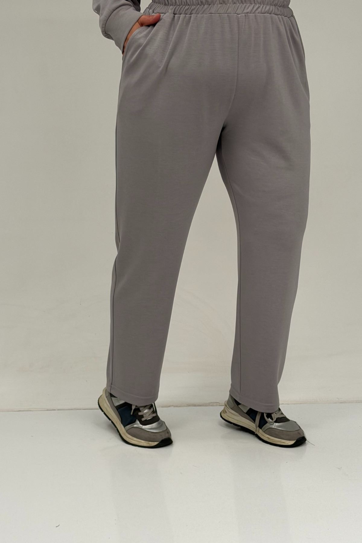 47070 Büyük Beden Önü Taş Detaylı Modal Pantolonlu Takım - Gri