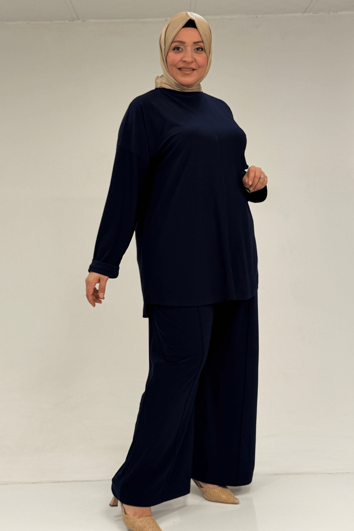 67001 Büyük Beden Kol Manşeti Duble Model Sandy Pantolonlu Takım - Lacivert