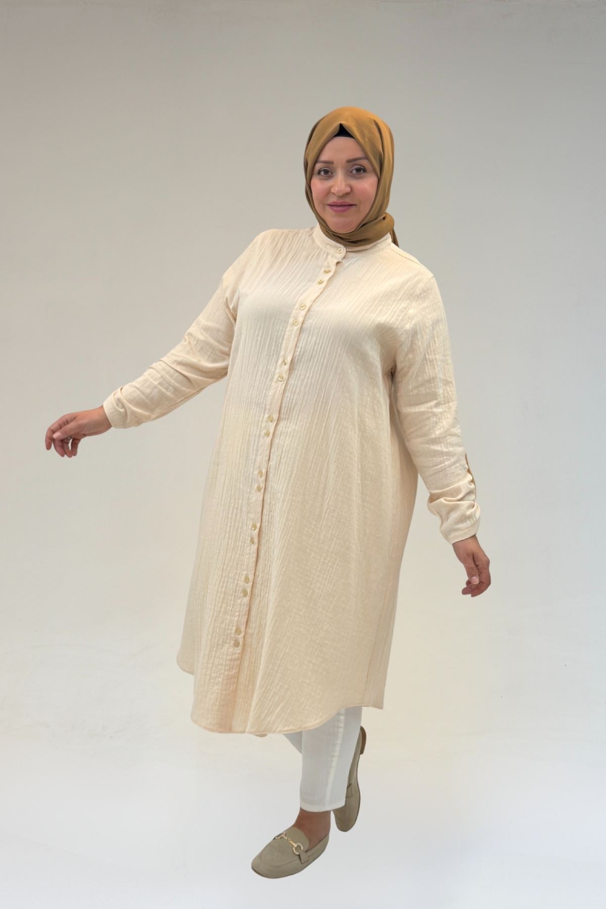 58092 Büyük Beden Çift Düğme Detaylı Müslin Gömlek - Krem