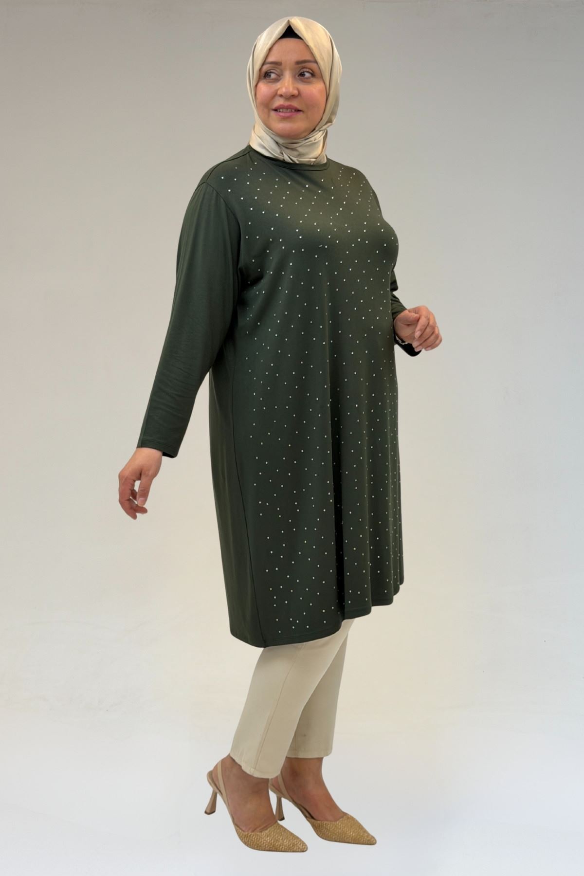 68001 Büyük Beden Önü Taş Baskı Detaylı Penye Tunik - Haki