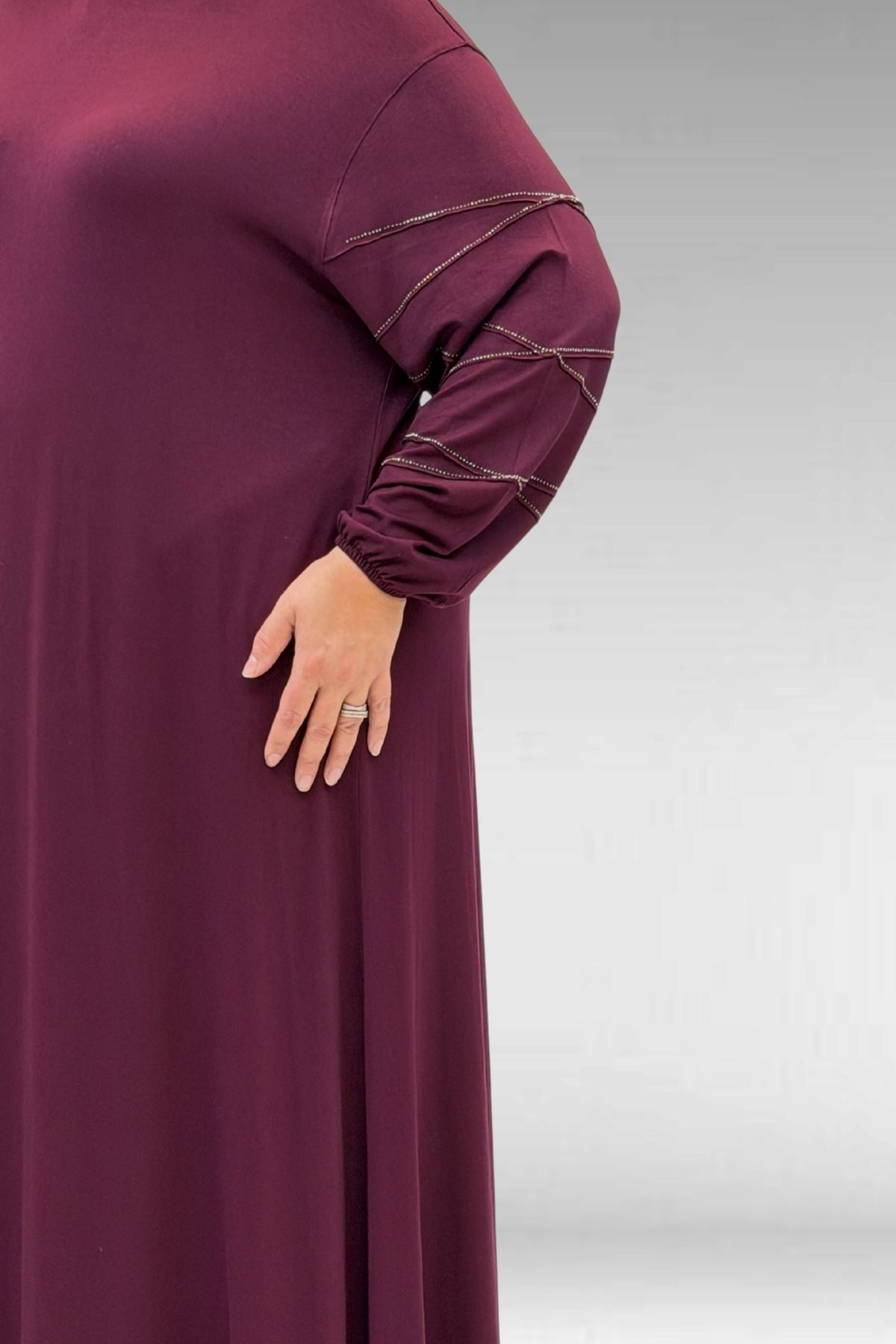 52021 Büyük Beden Çimalı Taş Detaylı Penye Elbise - Bordo