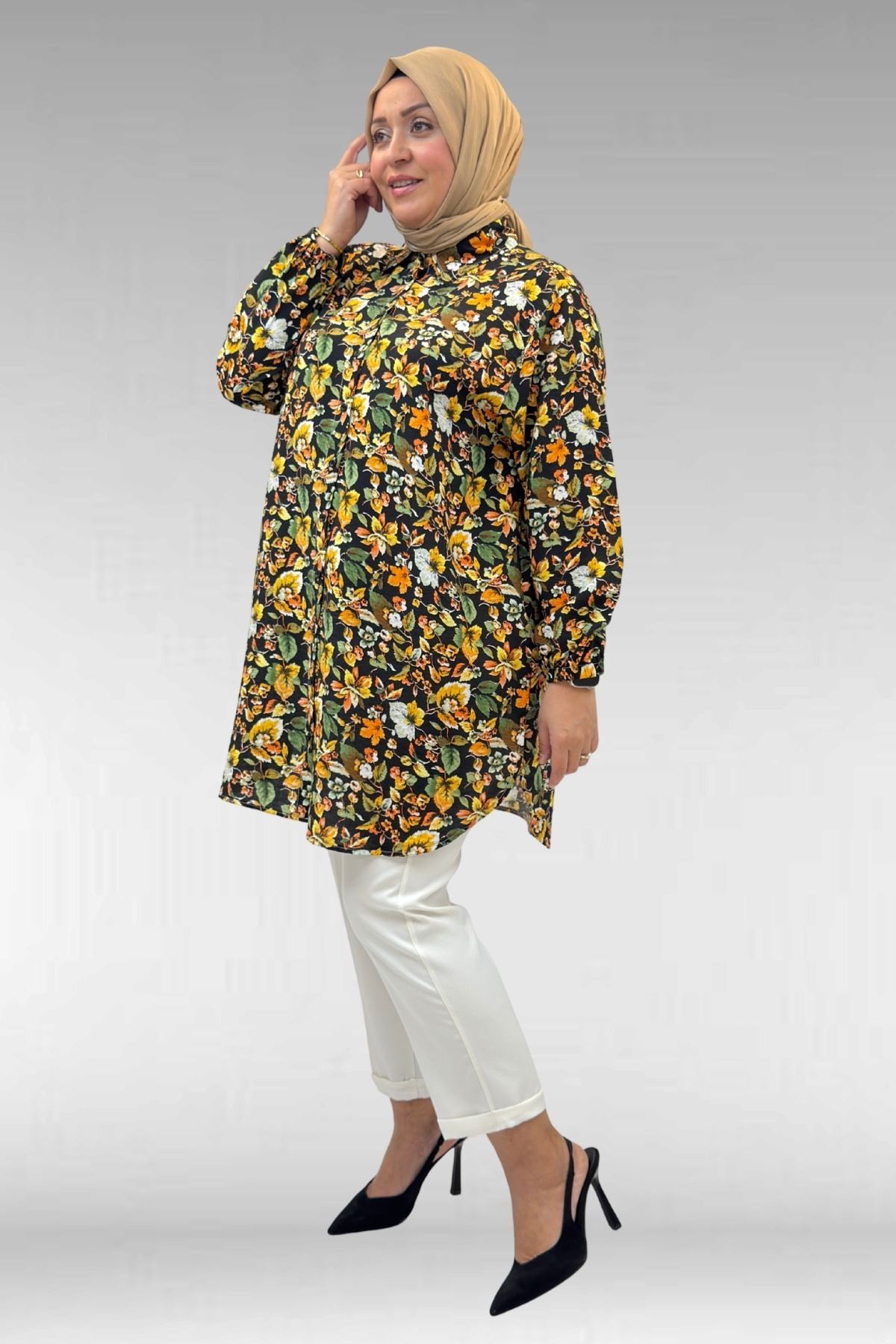 68010 Büyük Beden Yanları Yırtmaçlı Kolları Lastikli Mango Tunik - Desenli Siyah