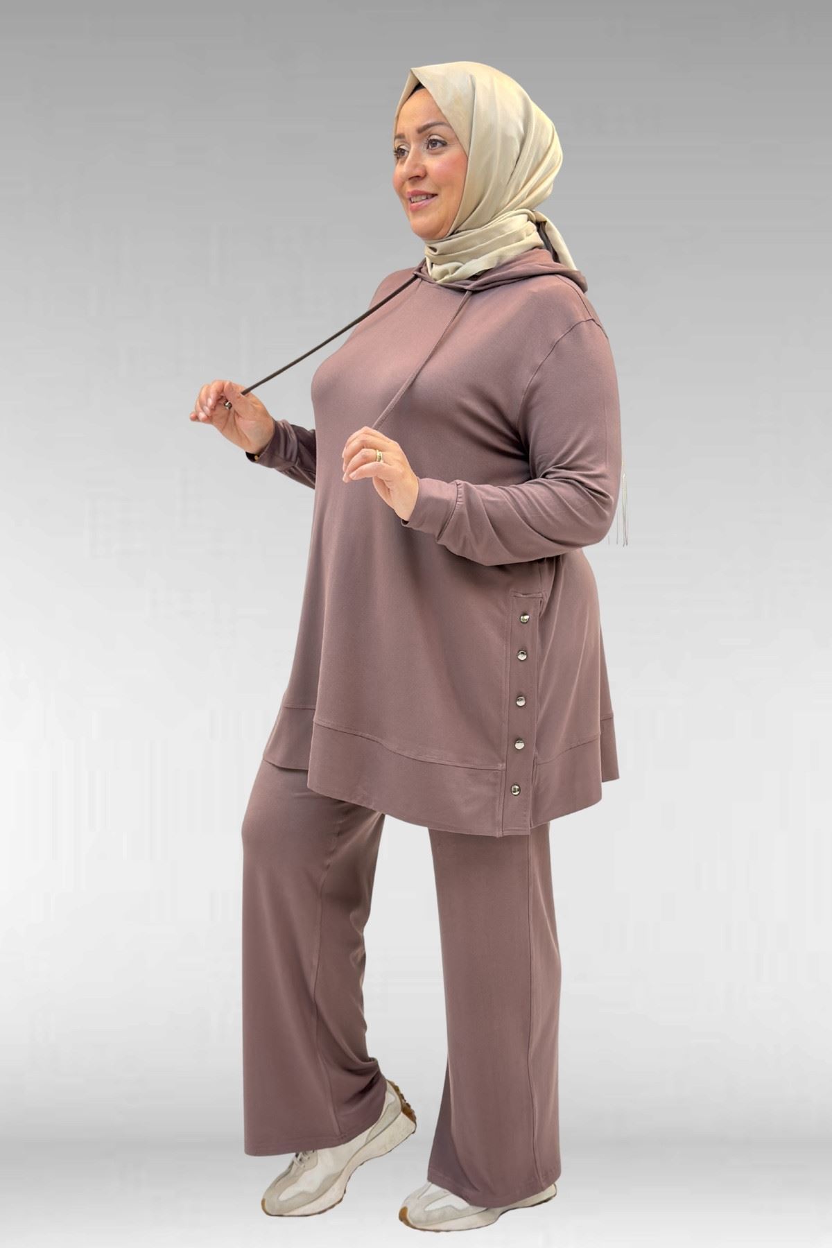 67034 Büyük Beden Yanları Patlı Penye Pantolonlu Takım - Vizon