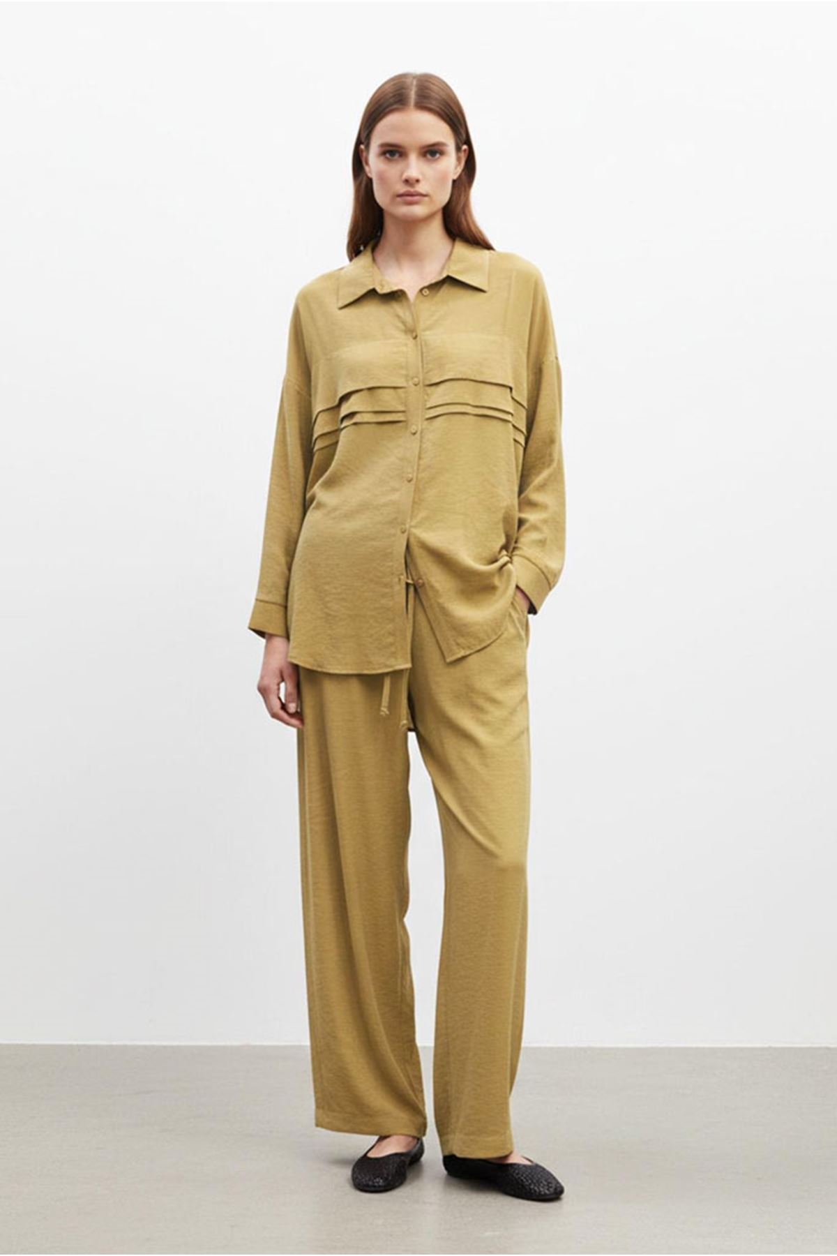 26Y7582 - YAĞ YEŞİLİ - KATLI GÖMLEKLİ TAKIM