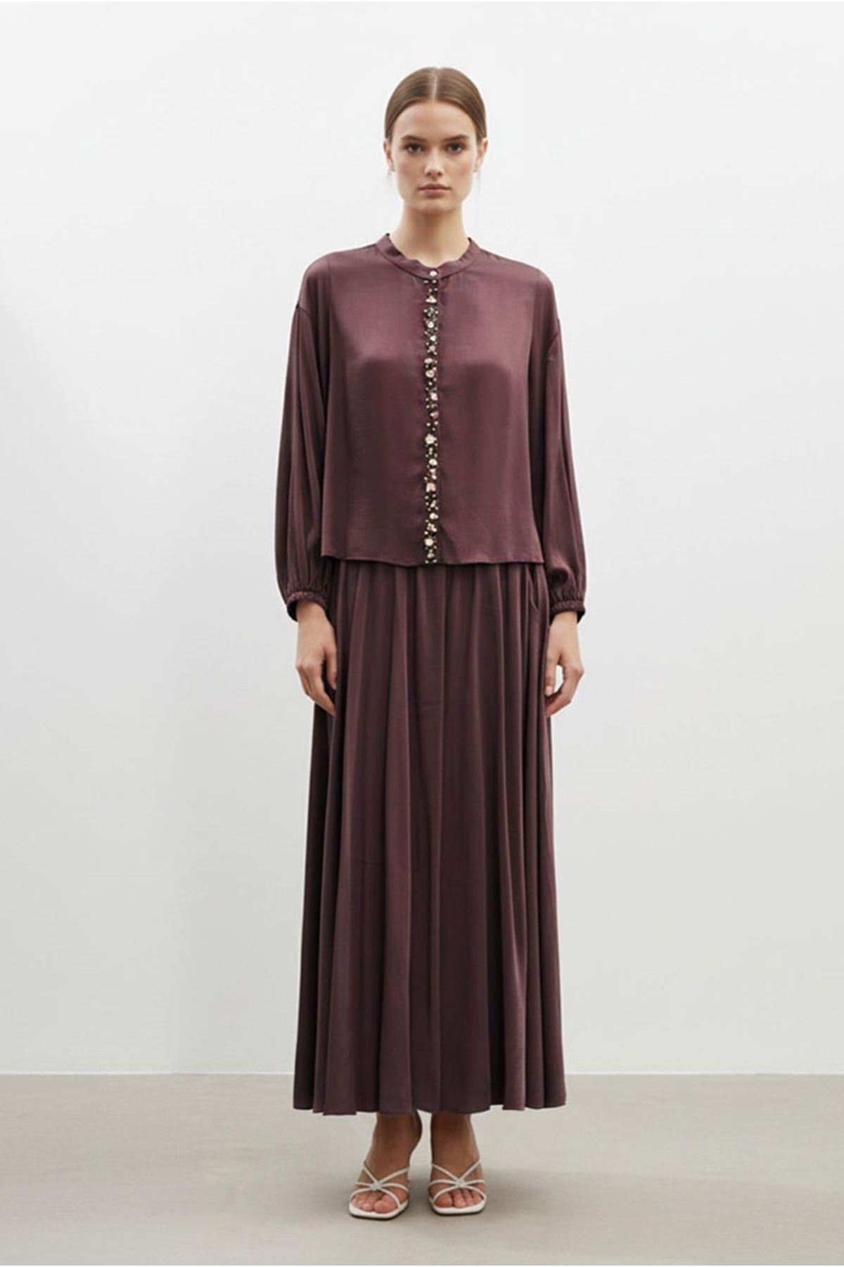 26Y7586 - BORDO - DENİZ KABUĞU ETEKLİ TAKIM