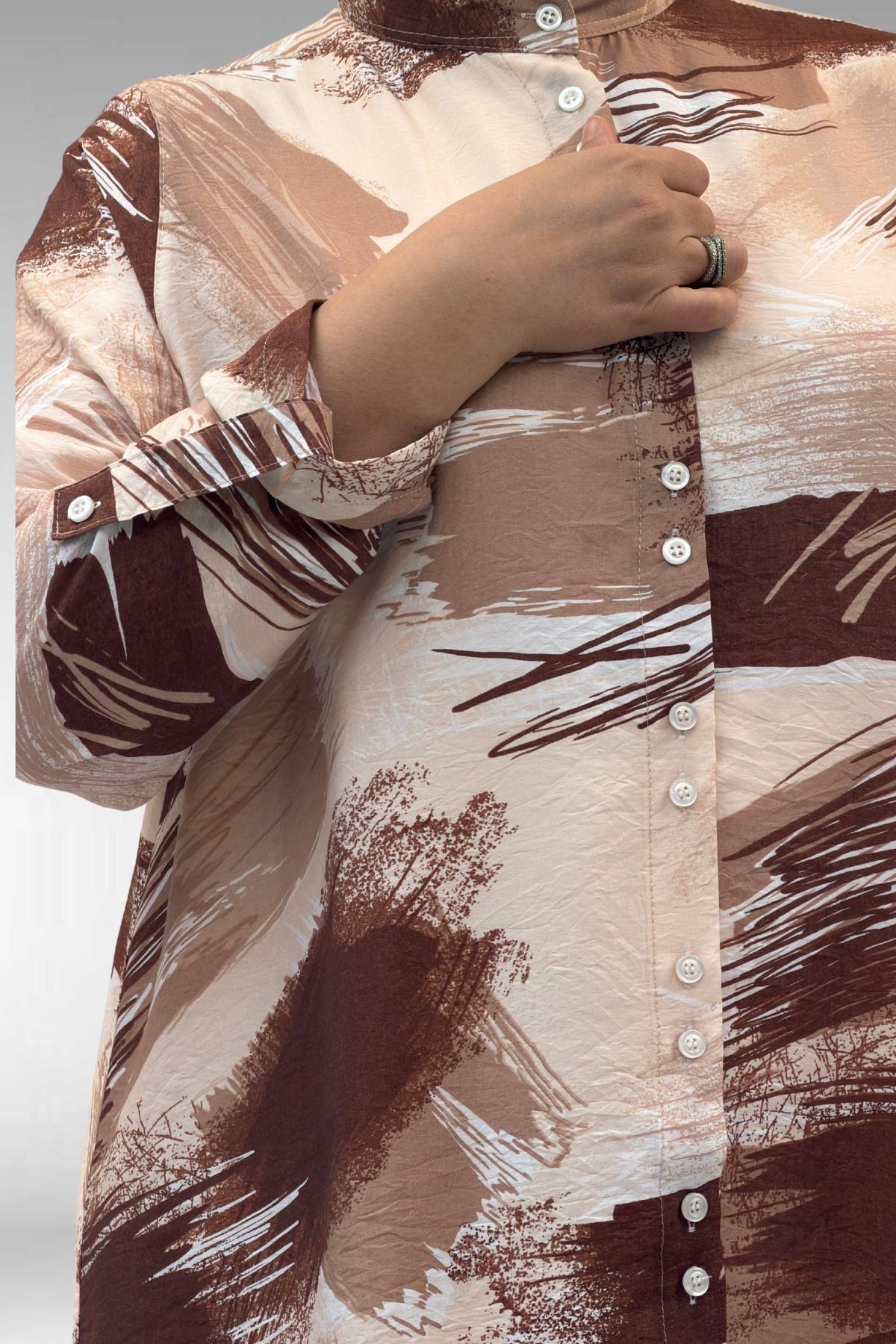 68014 Büyük Beden Hakimyaka Çift Düğmeli Mango Tunik - Desenli Çikolata Kahve