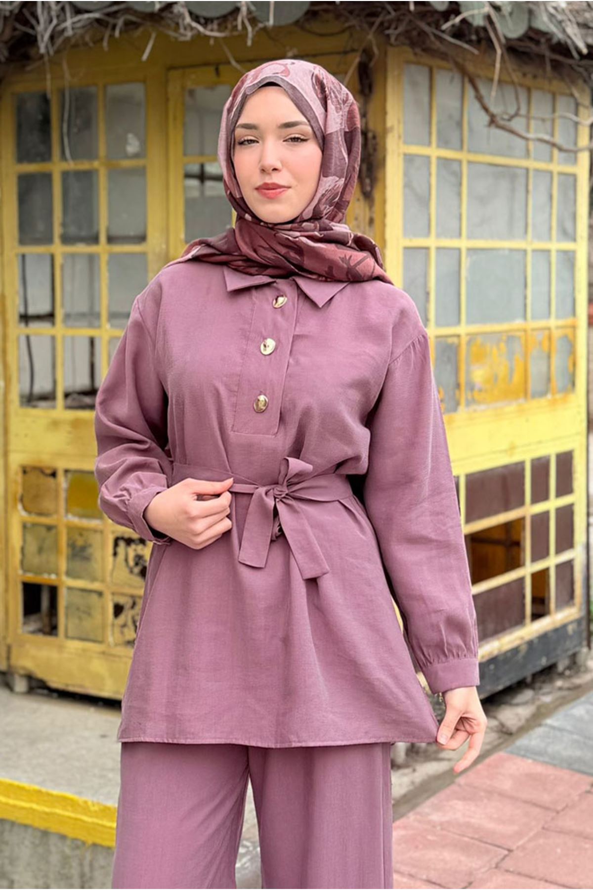 26Y6635 - GÜL KURUSU - ALTIN DÜĞME BOL PAÇA TAKIM 