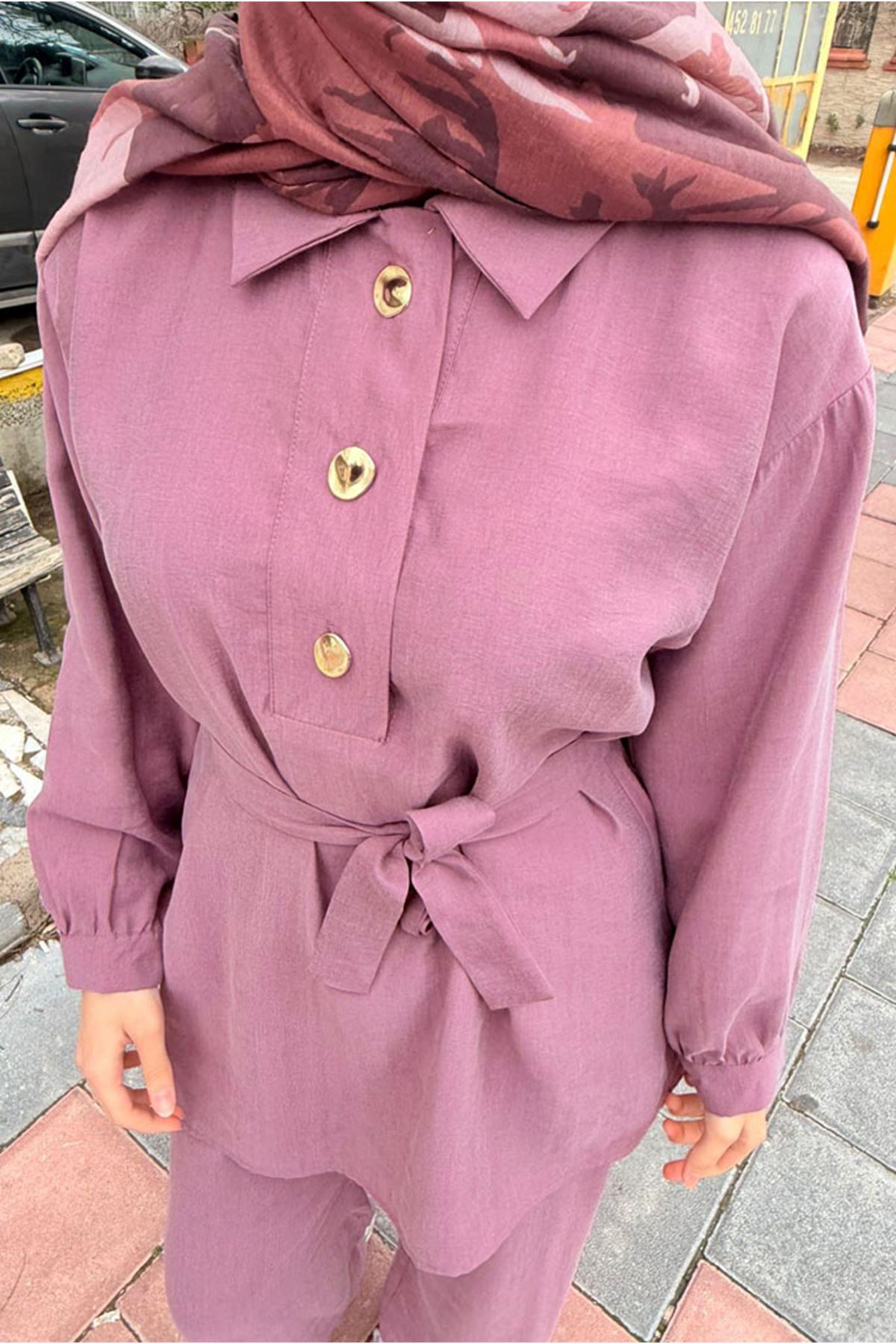 26Y6635 - GÜL KURUSU - ALTIN DÜĞME BOL PAÇA TAKIM 