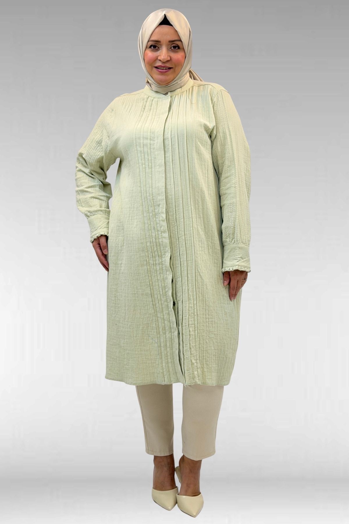 68022 Büyük Beden Boydan Pile Detaylı Müslin Gömlek - Su Yeşili