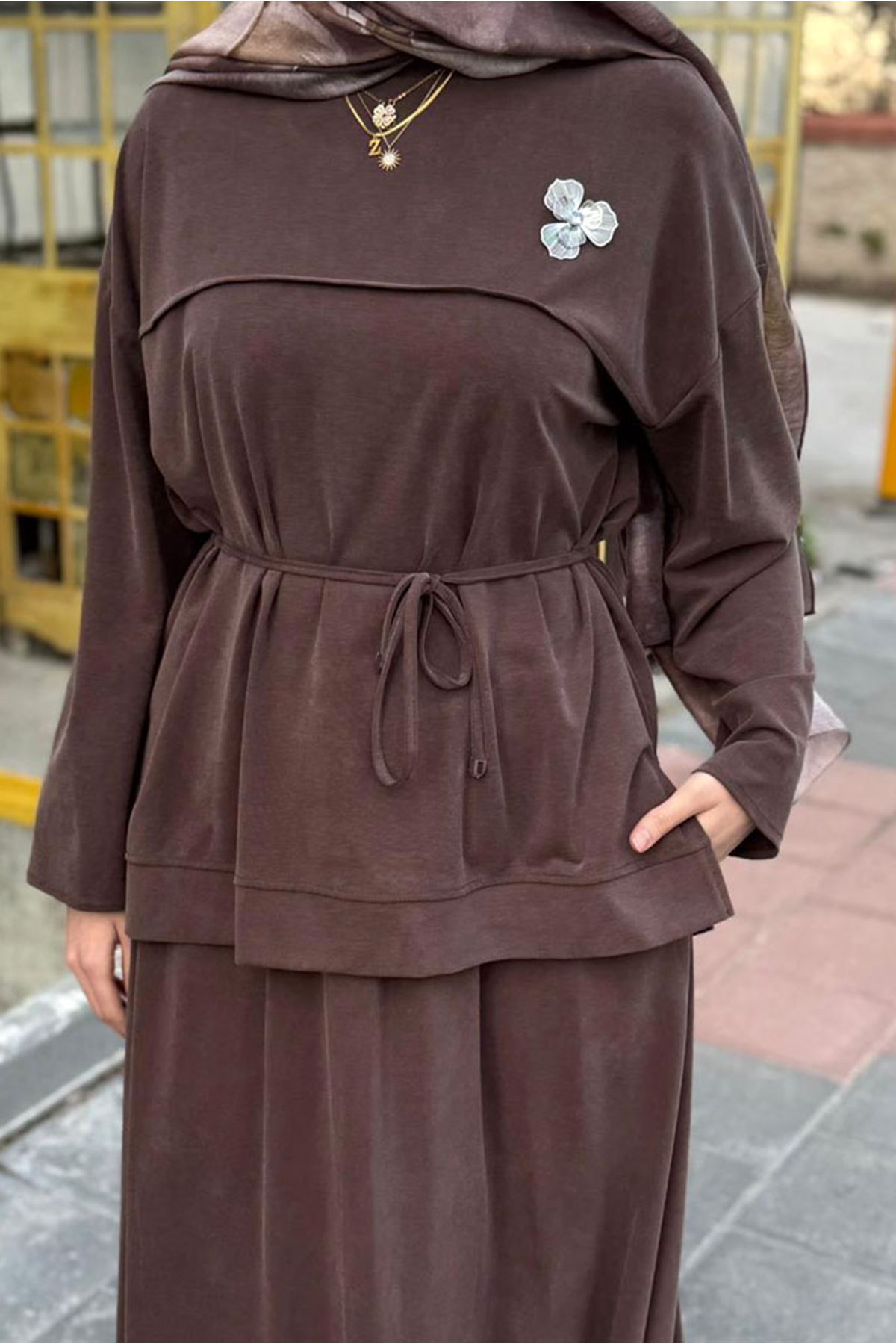 26Y6630 - KAHVE - BROŞLU İPLİ TAKIM