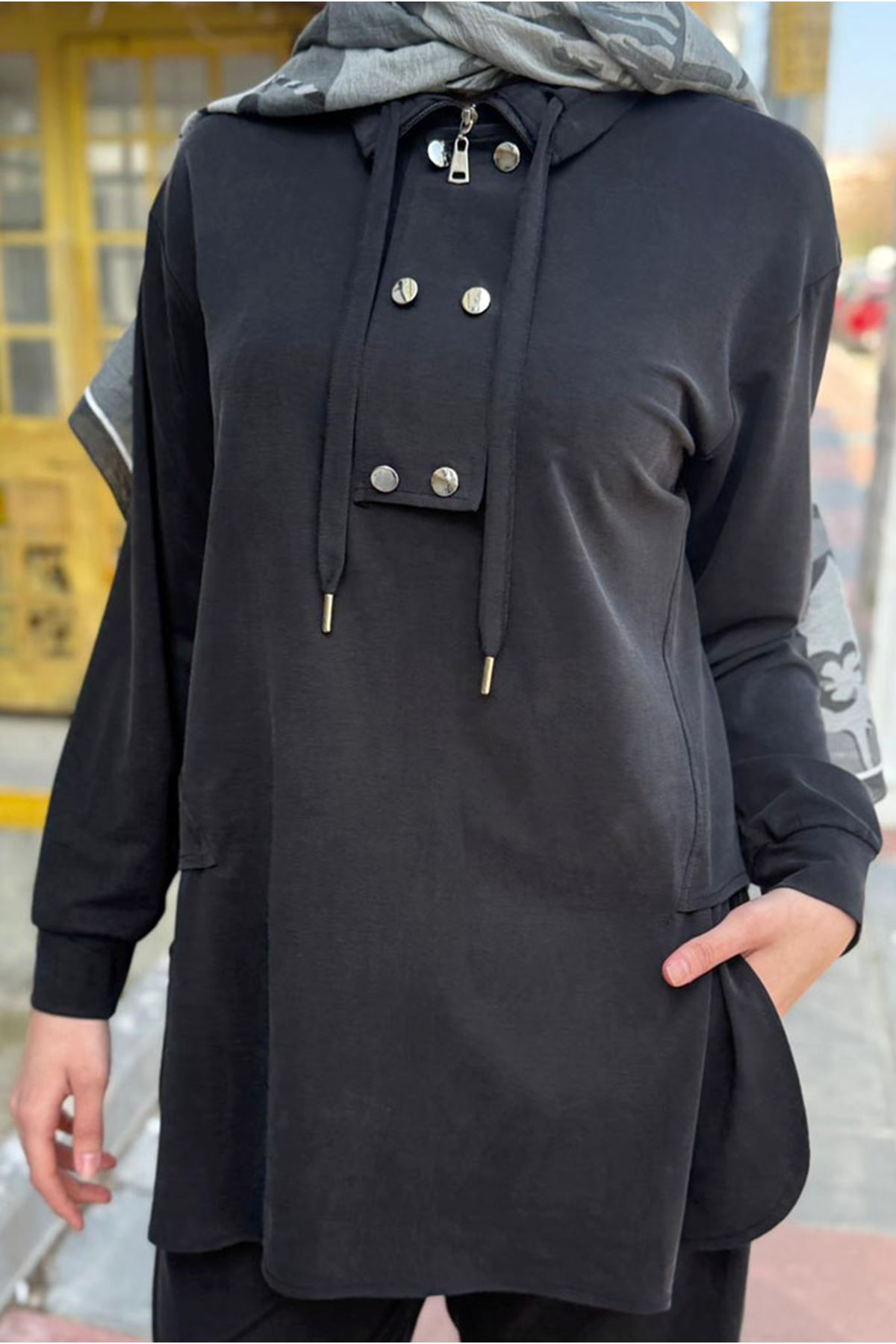 26Y6625 - SİYAH - ÇITÇITLI İPLİ TAKIM 