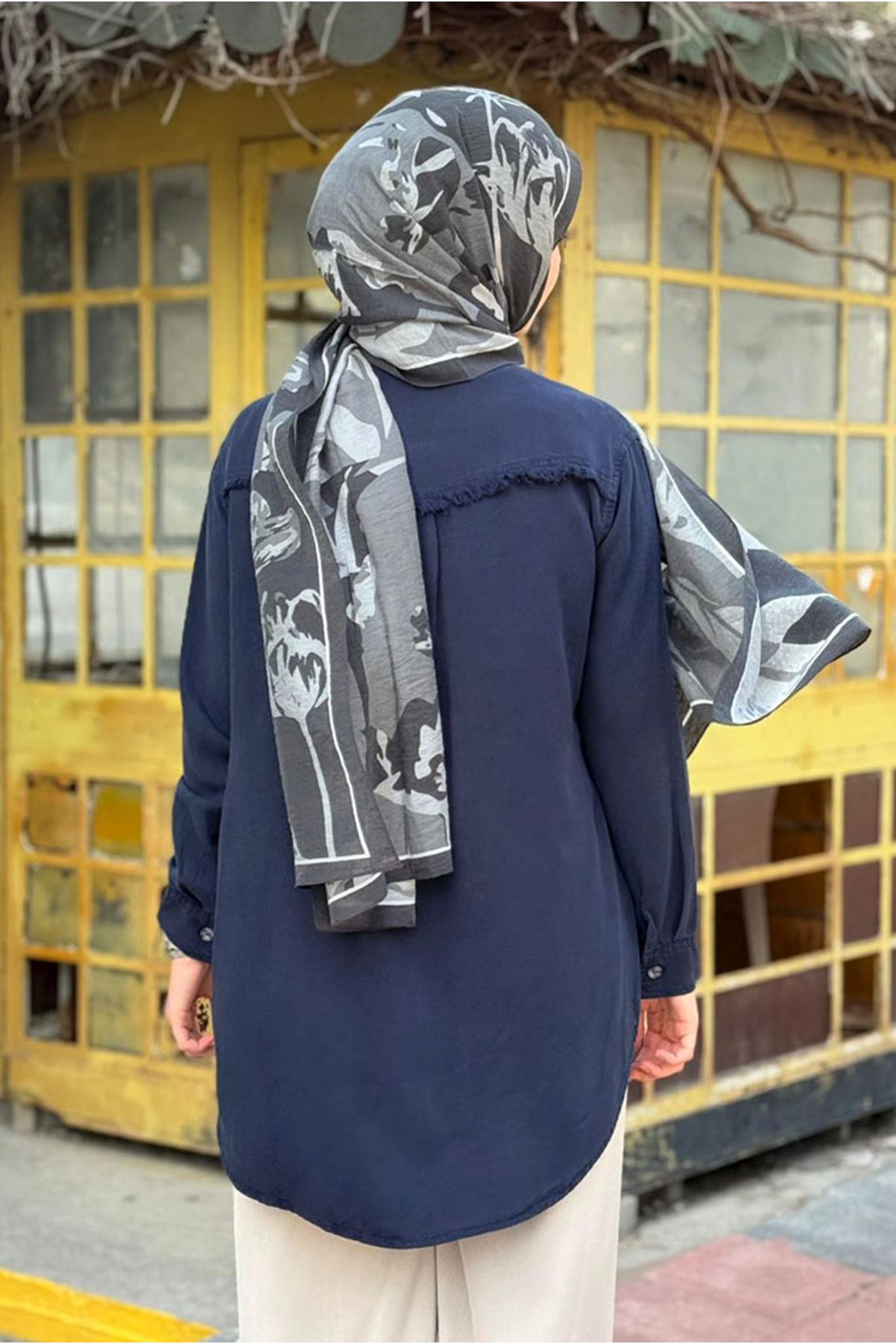 26Y7096 -  LACİVERT - PÜSKÜL CEP DETAY TENCEL GÖMLEK 