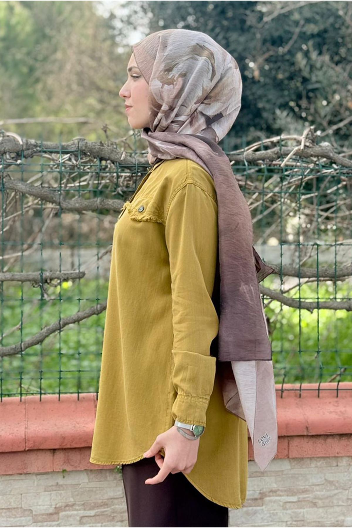 26Y7096 -  YAĞ YEŞİLİ - PÜSKÜL CEP DETAY TENCEL GÖMLEK