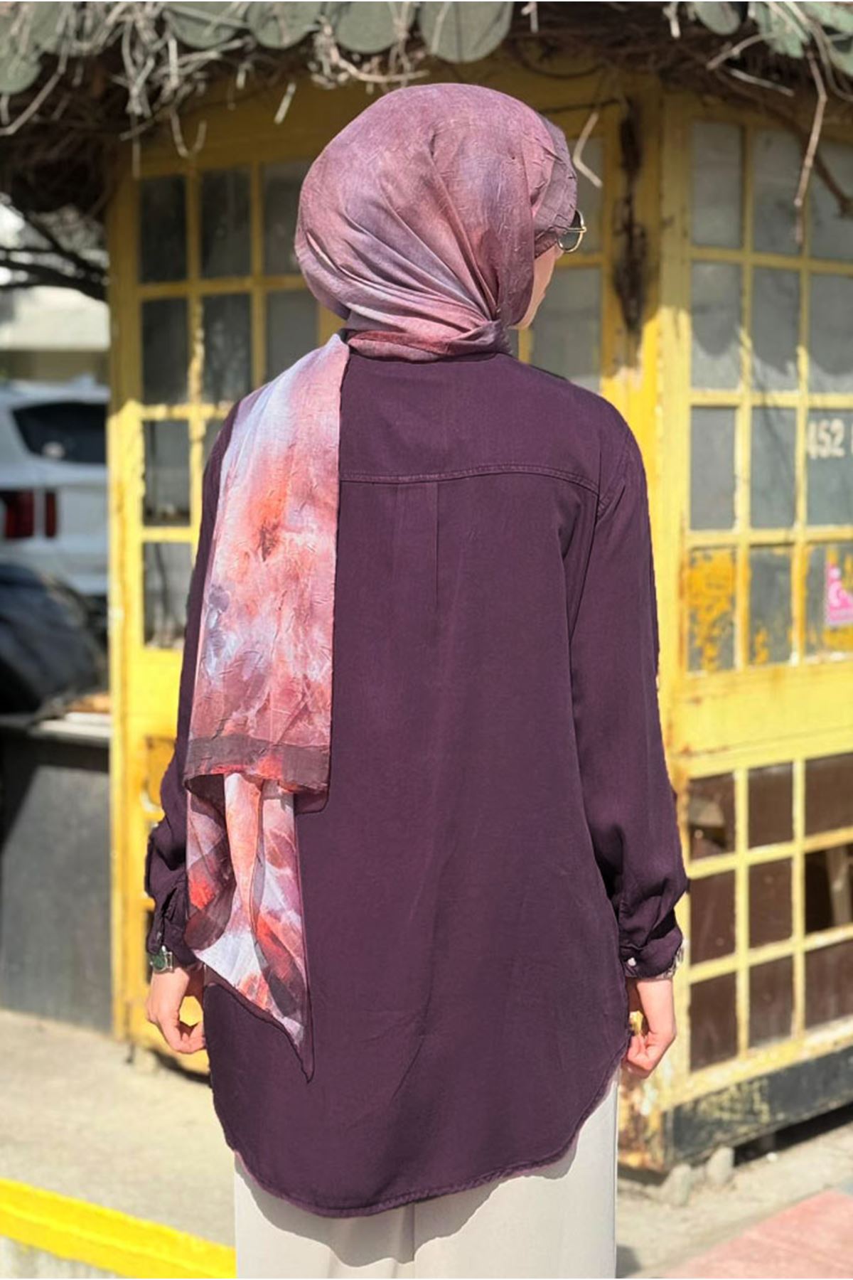 26Y7094 - MÜRDÜM - ÇİÇEK TAŞLI TENCEL GÖMLEK 