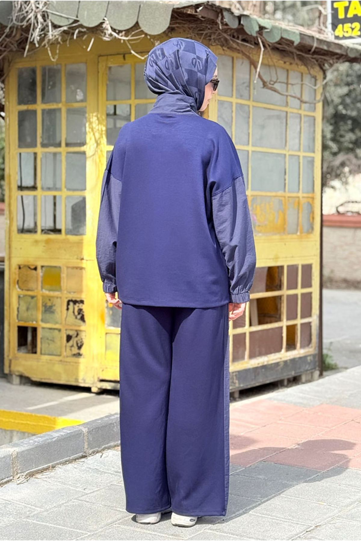 26Y6675 - LACİVERT - GARNİ DETAYLI BAĞCIKLI TAKIM 