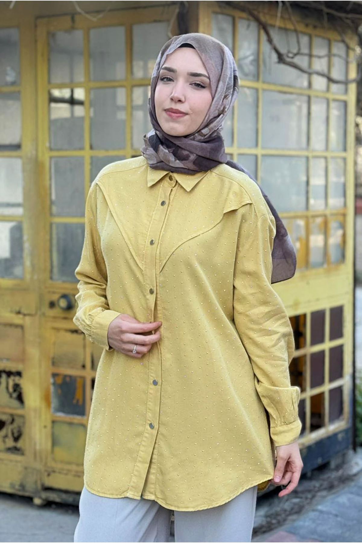 26Y6510 - SARI - TAŞLI TENCEL GÖMLEK 