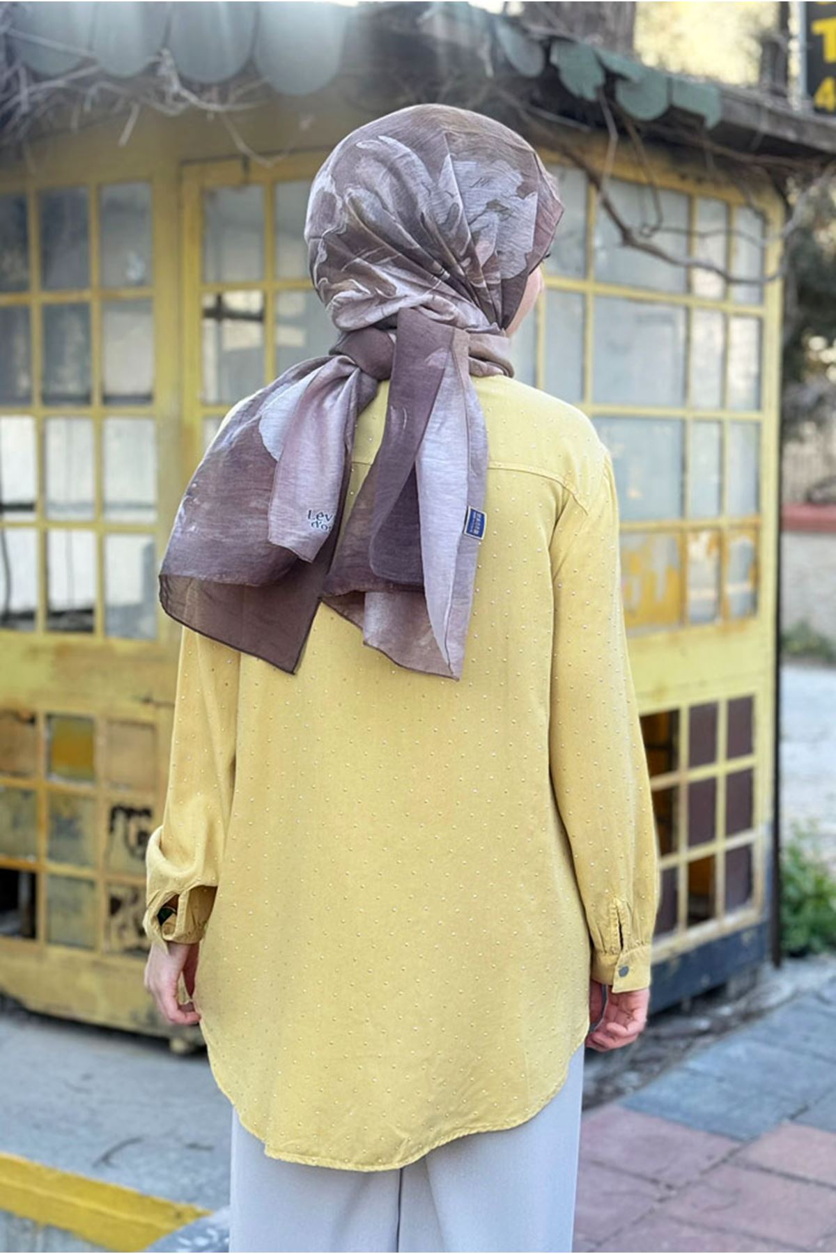 26Y6510 - SARI - TAŞLI TENCEL GÖMLEK 