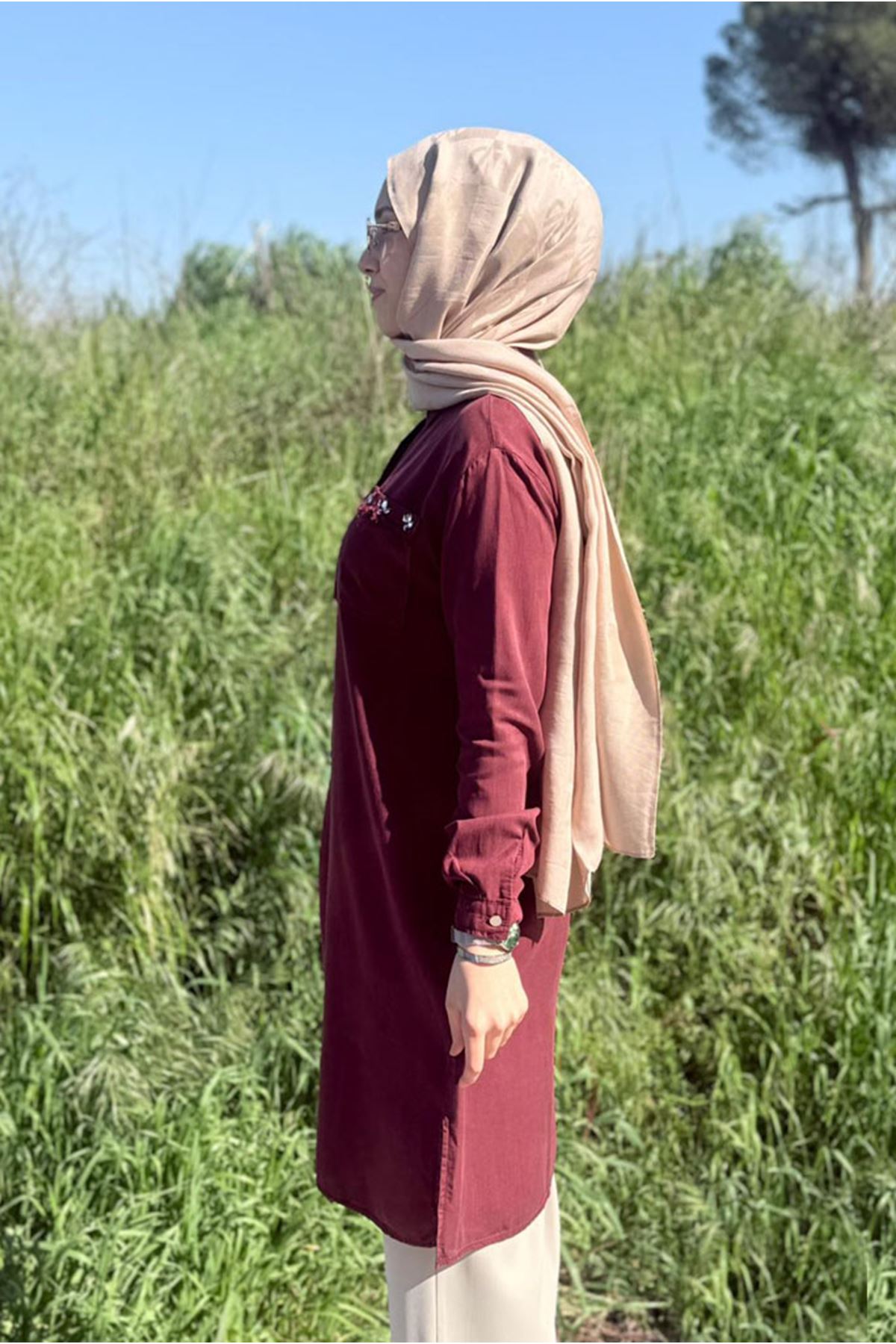 26Y6525 - BORDO- TAŞLI PÜSKÜL DETAY UZUN TENCEL GÖMLEK 