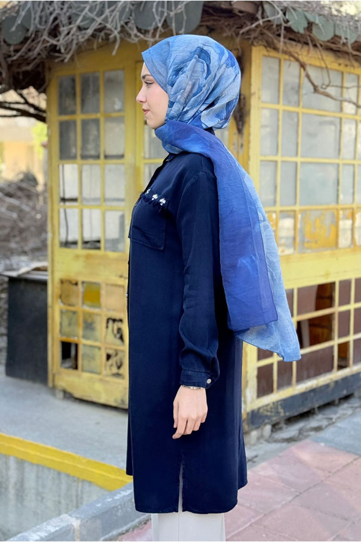 26Y6525 - LACİVERT - TAŞLI PÜSKÜL DETAY UZUN MODAL GÖMLEK