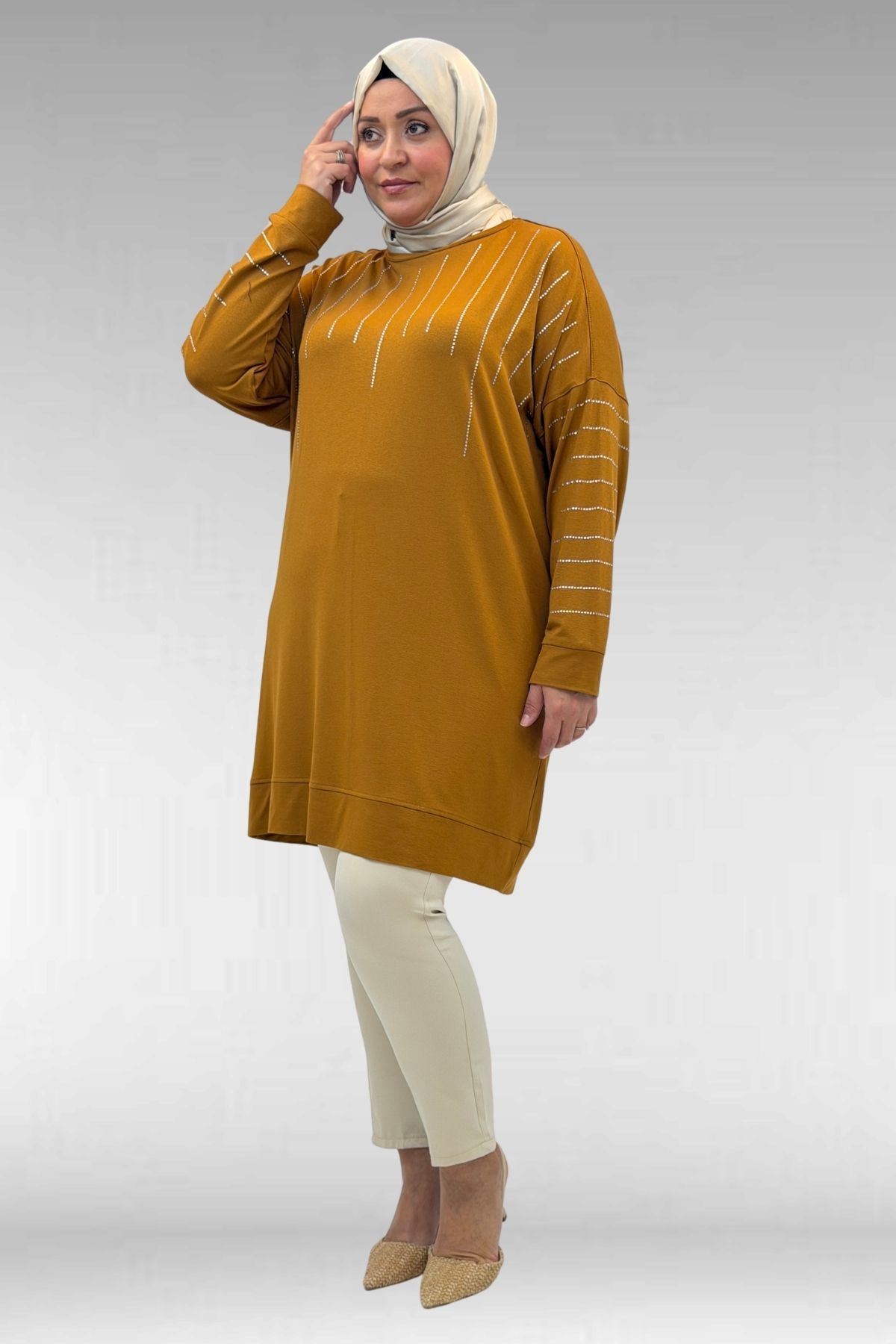 68020 Büyük Beden Damla Taş Detaylı Penye Tunik - Hardal