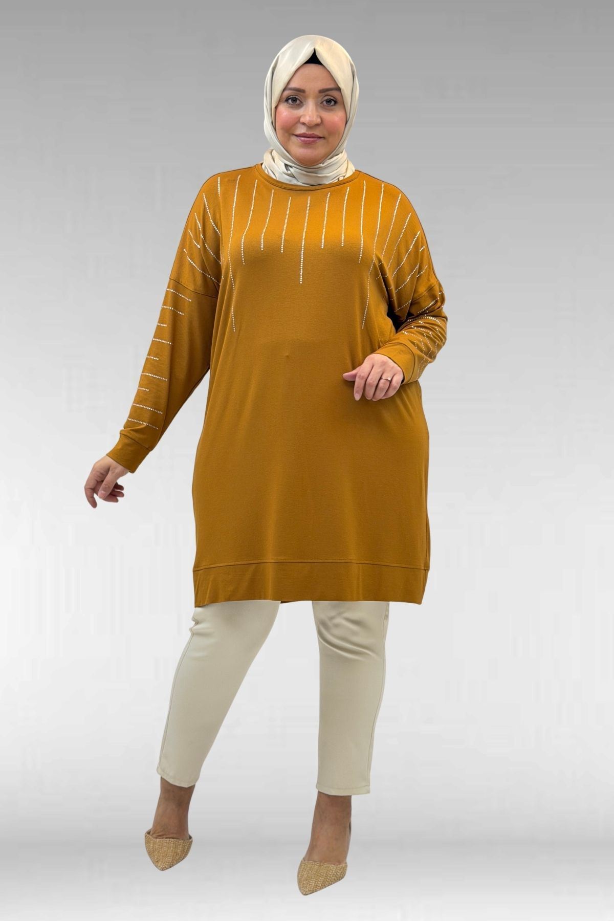 68020 Büyük Beden Damla Taş Detaylı Penye Tunik - Hardal