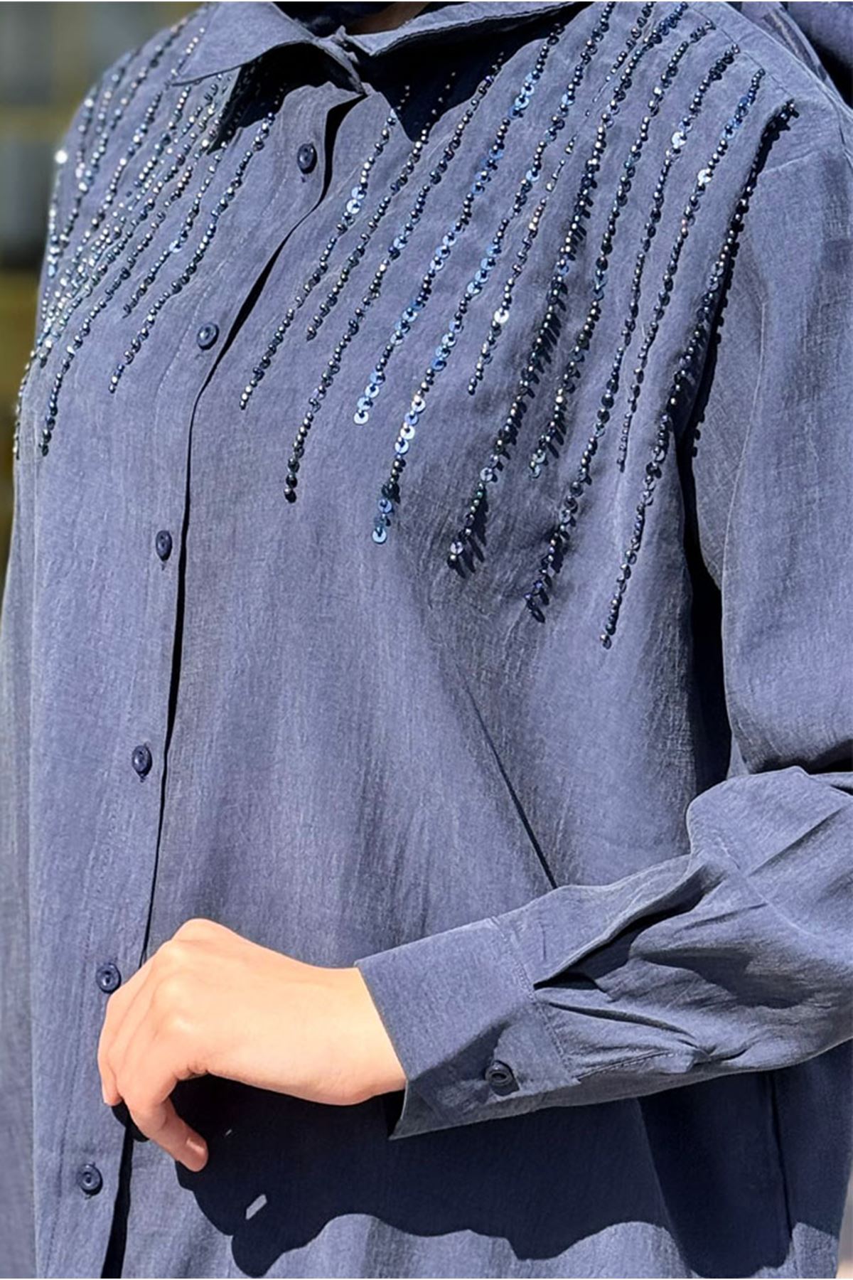 26Y6550 - LACİVERT - SIRALI BONCUK İŞLEMELİ GÖMLEK