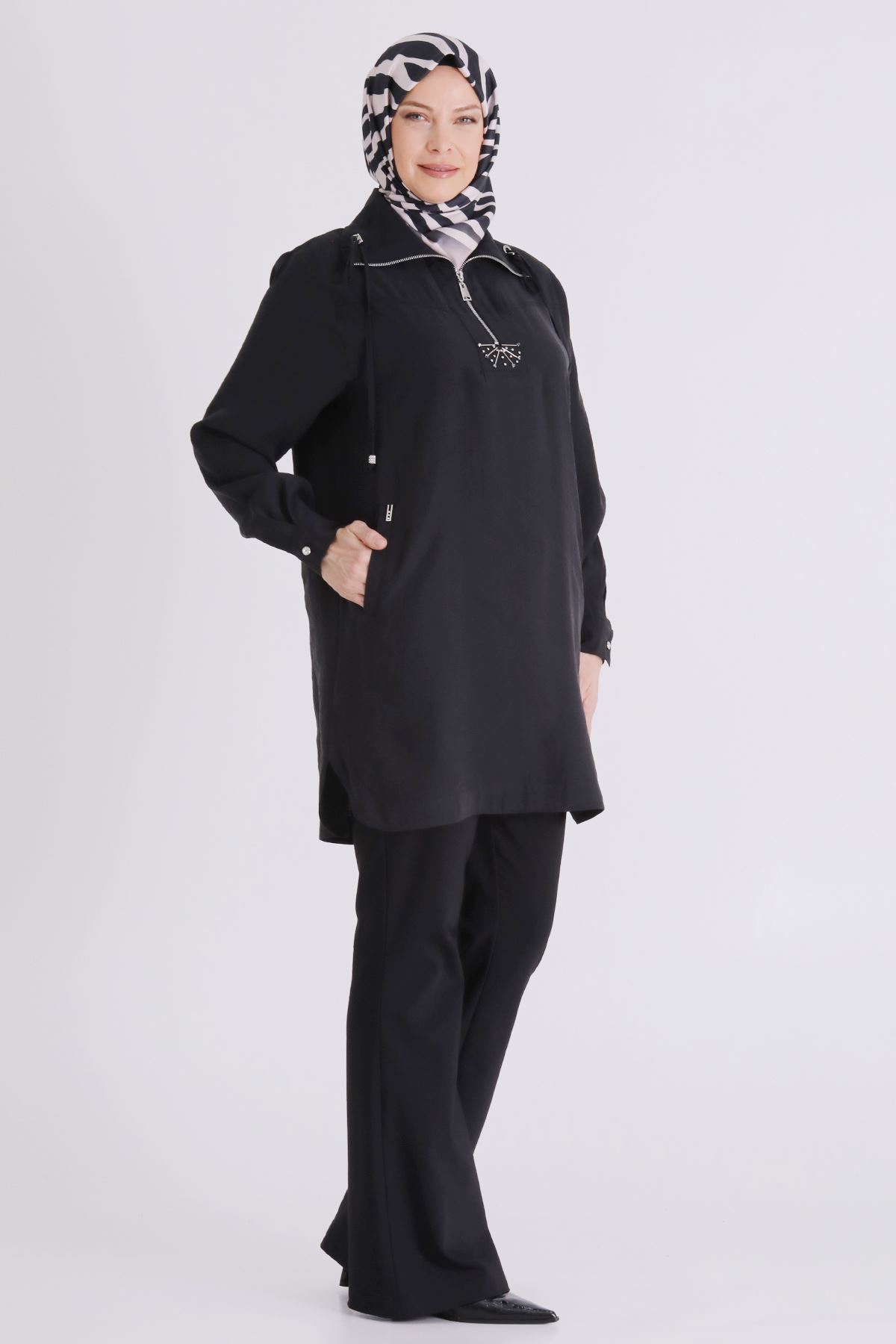 26YV23039 - SİYAH - Büyük Beden Tesettür Tunik