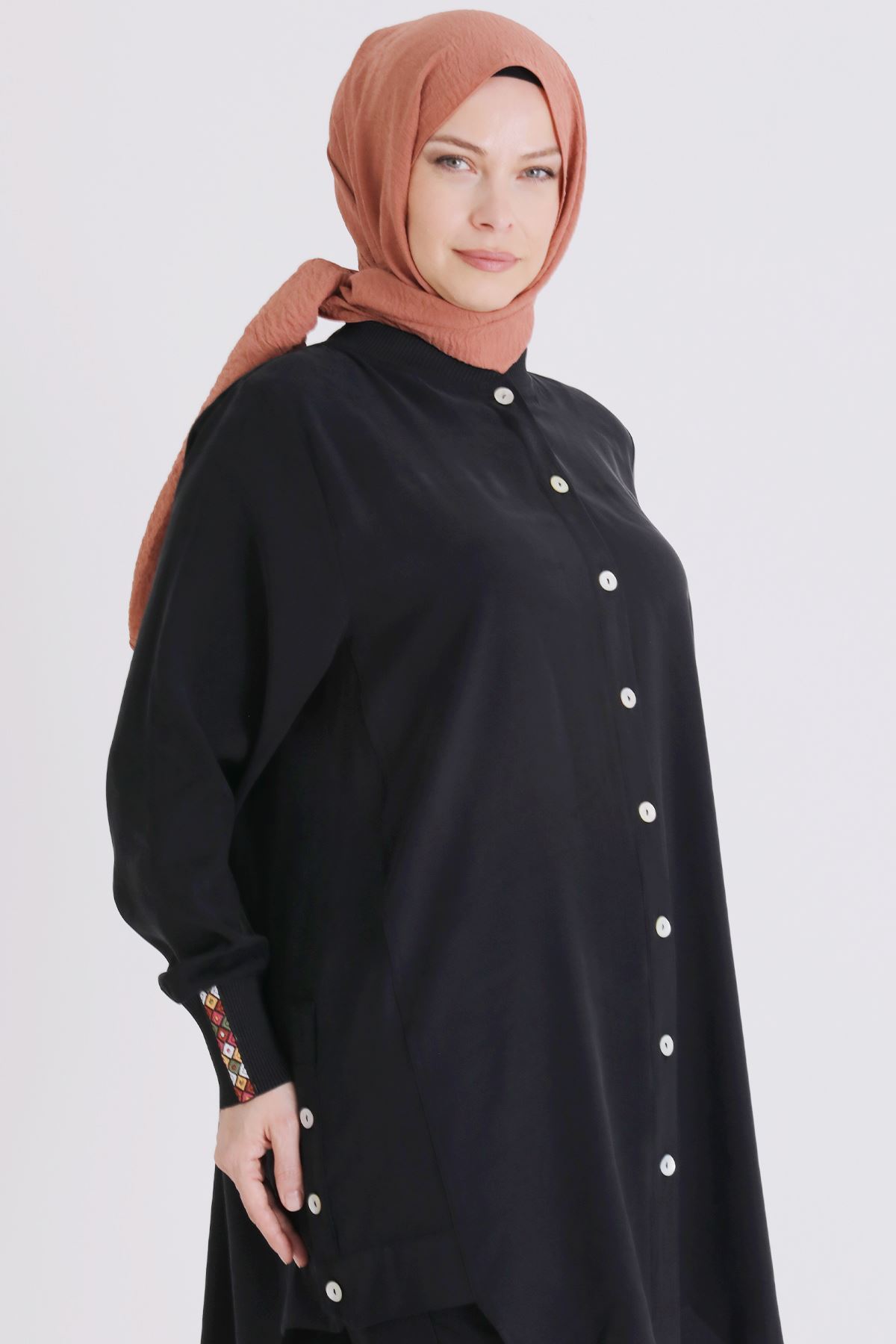 26YV2554 - SİYAH - Büyük Beden Tesettür Kap