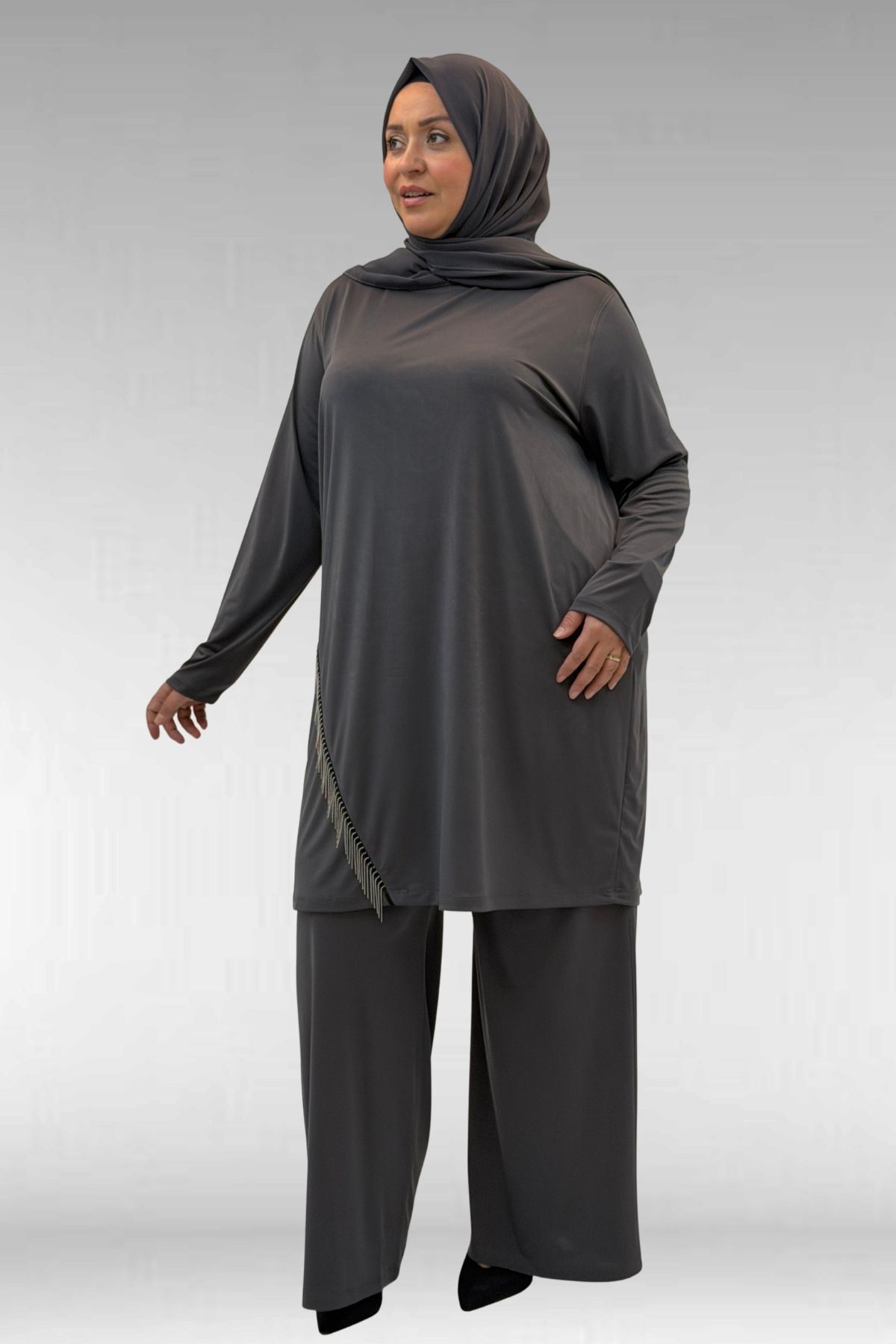 67043 Büyük Beden Püskül Detaylı Sandy Pantolonlu Takım - Antrasit