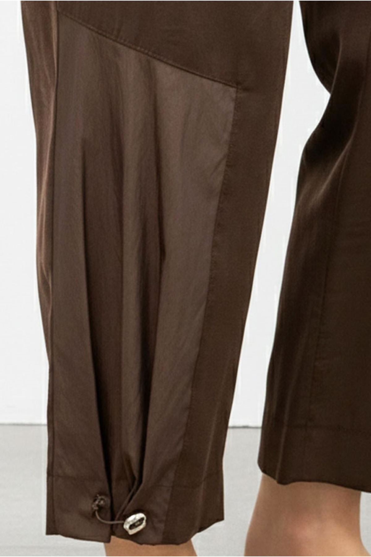 26Y7395 - KAHVE - PAÇASI BÜZGÜLÜ TENCEL PANTOLON 