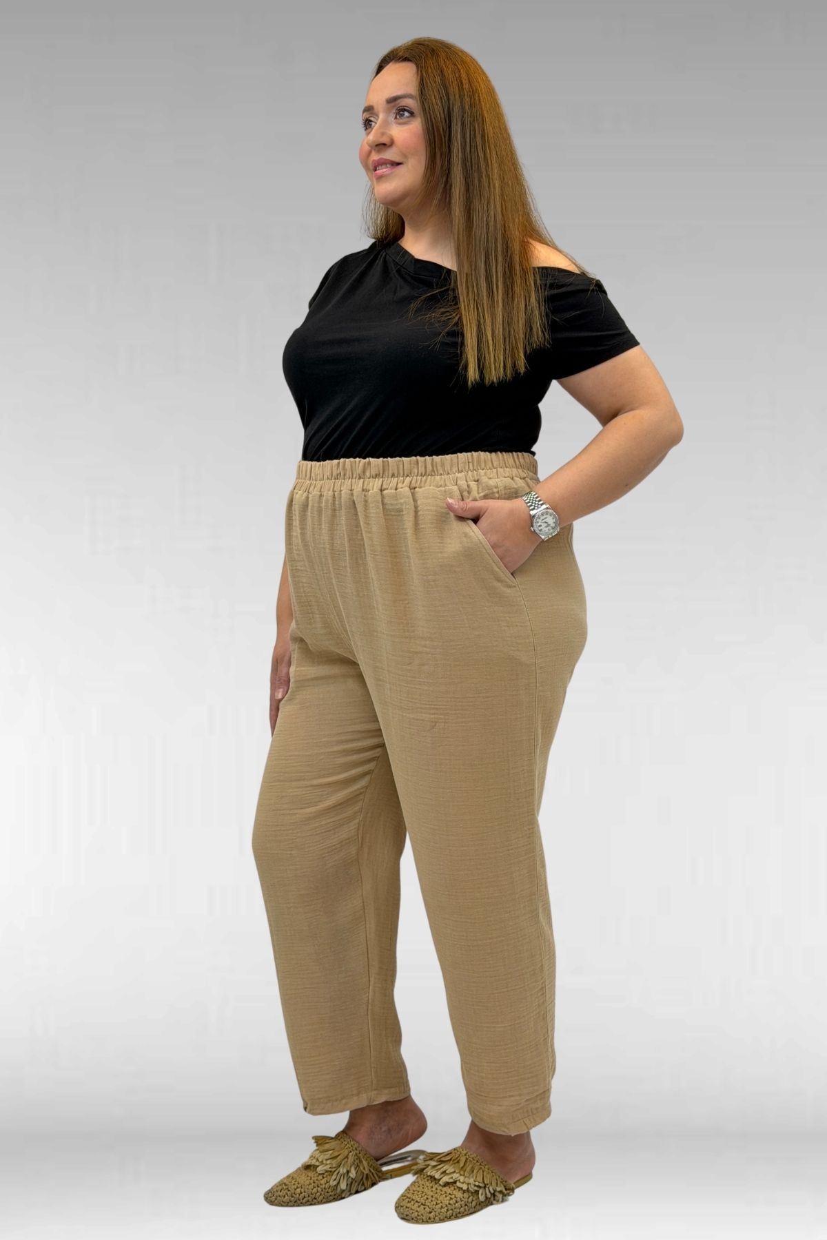 59022 Büyük Beden Paçası Yarım Lastikli Müslin Pantolon - Bej