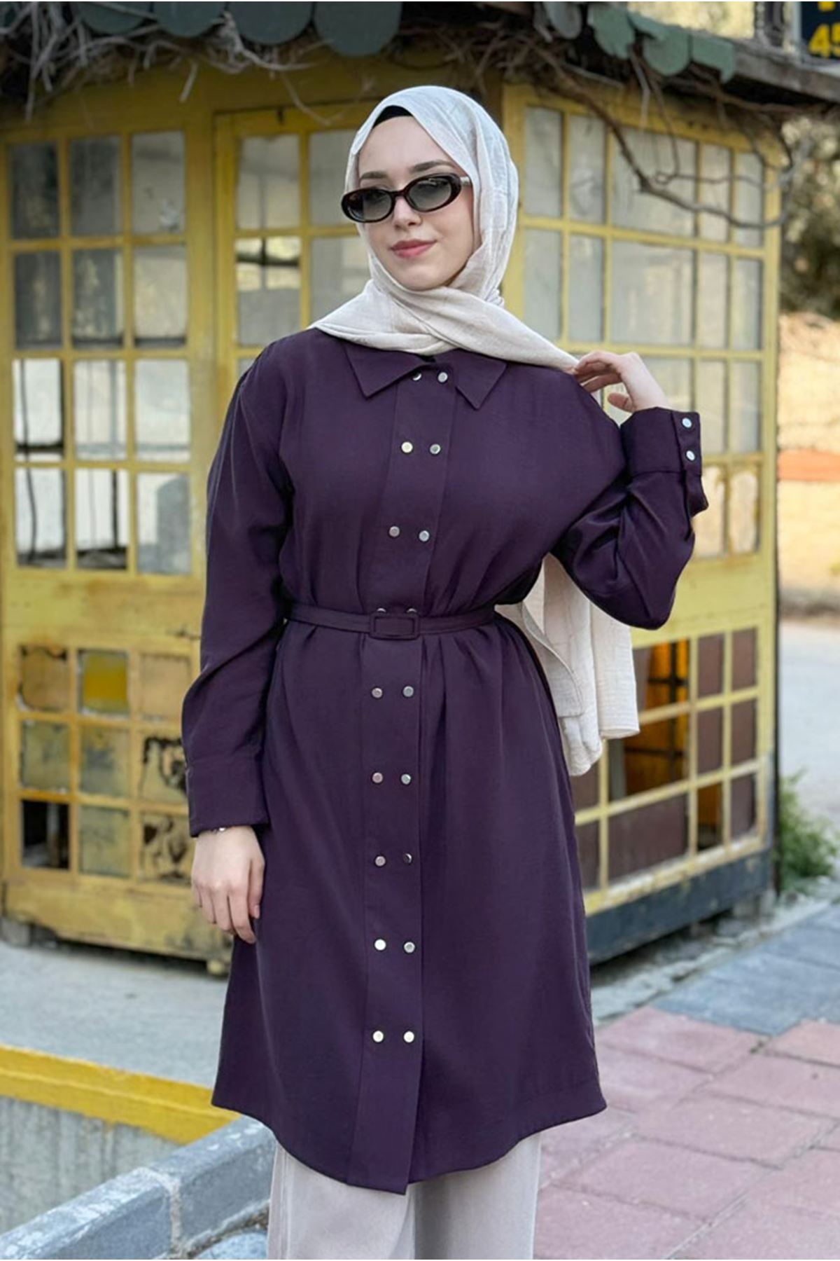 26Y6570 - MÜRDÜM - BELİ SEYYAR KEMERLİ KAP TUNİK 