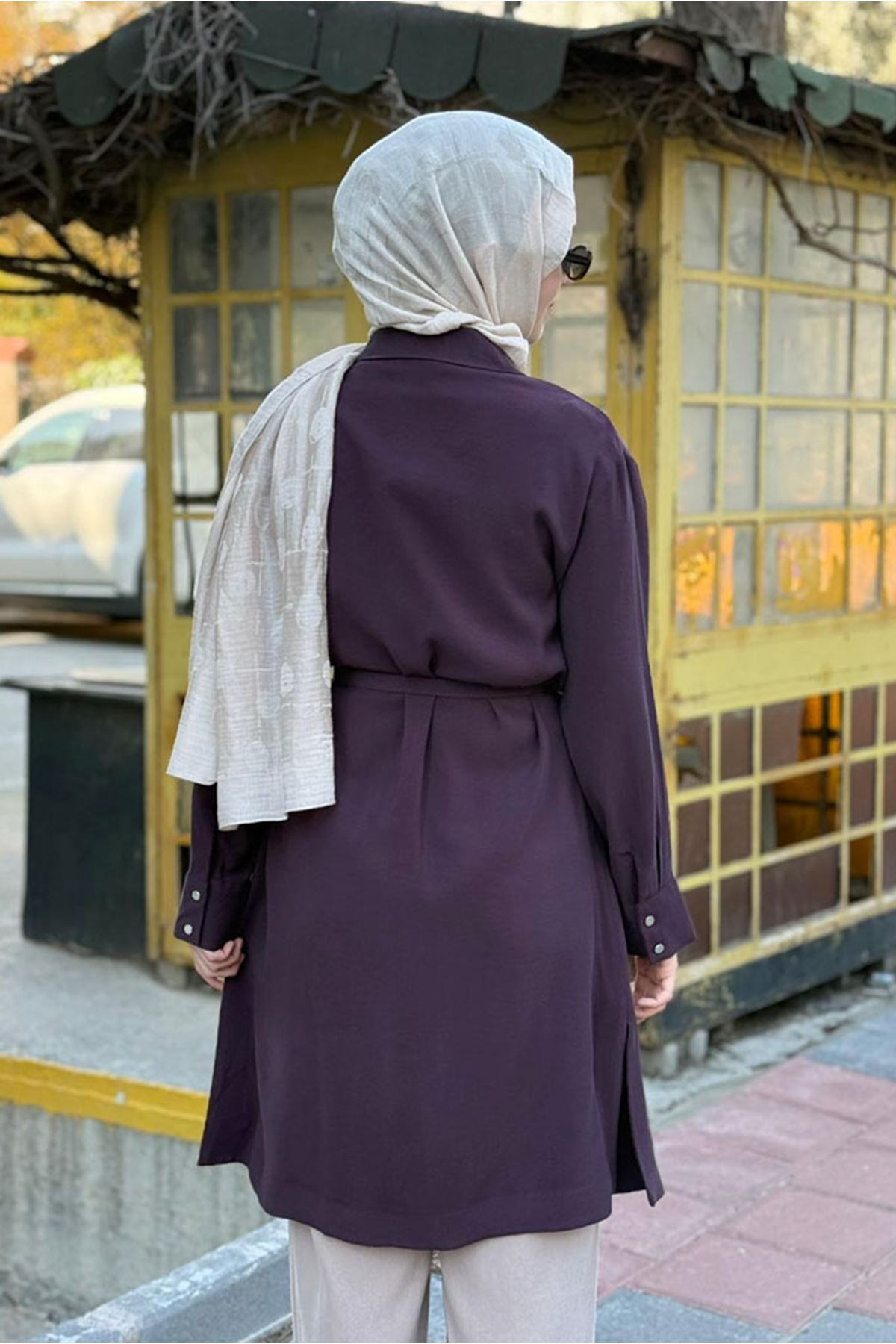 26Y6570 - MÜRDÜM - BELİ SEYYAR KEMERLİ KAP TUNİK 