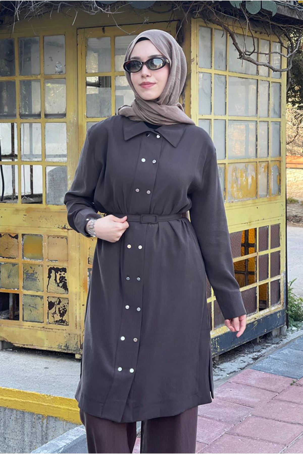 26Y6570 - KAHVE - BELİ SEYYAR KEMERLİ KAP TUNİK