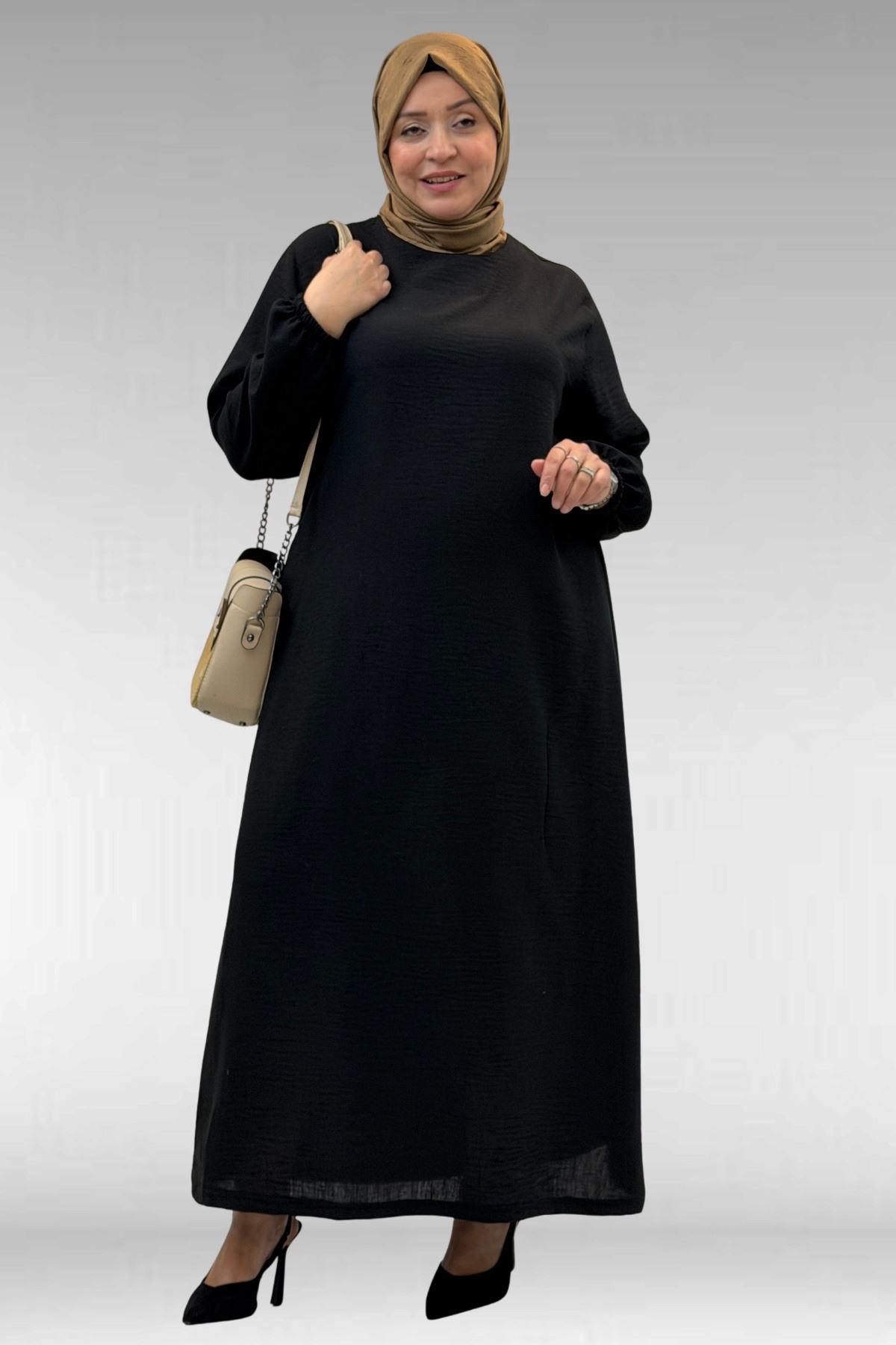 62007 Büyük Beden Kolu Lastikli Elbise - Siyah